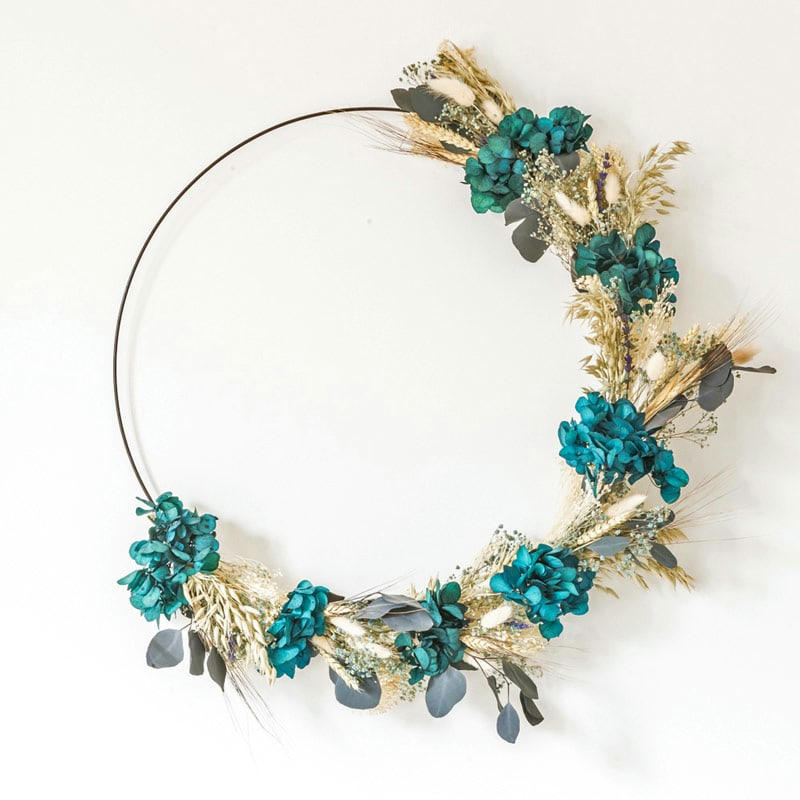 - Couronne murale de fleurs séchées Holly Diamètre 50 cm.