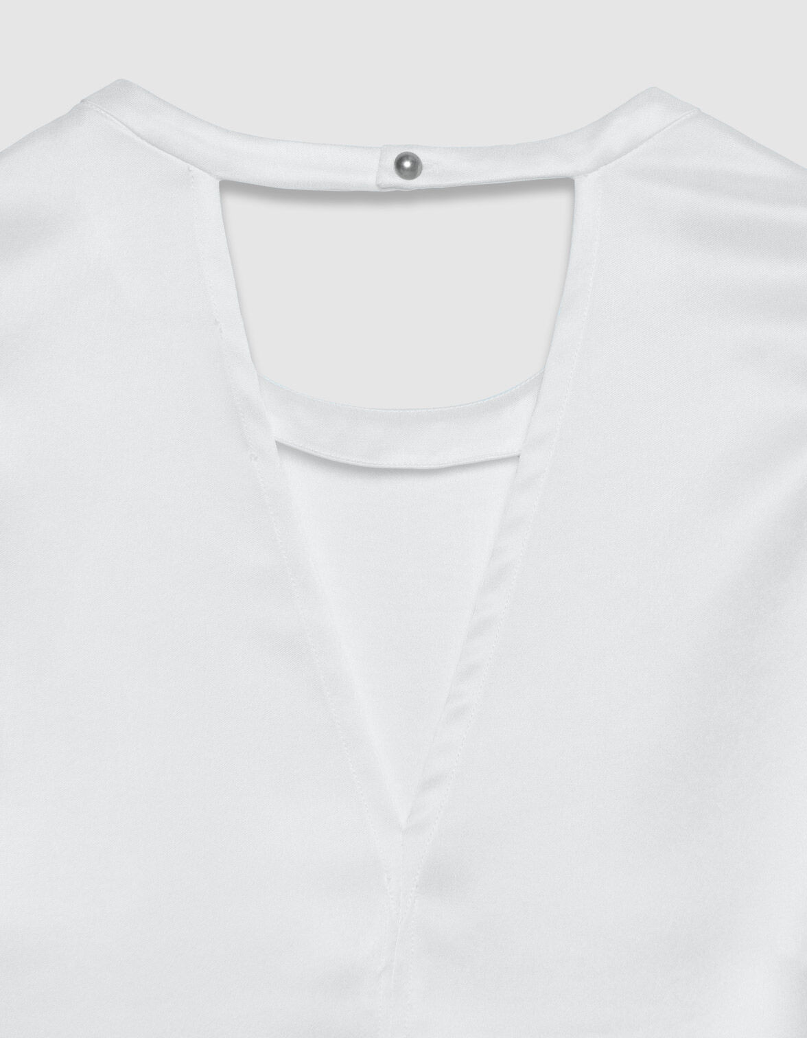 Blouse blanche satinée décolleté V dos Femme