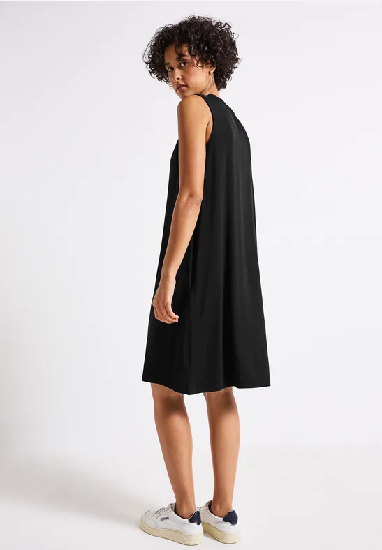 Ärmelloses Kleid