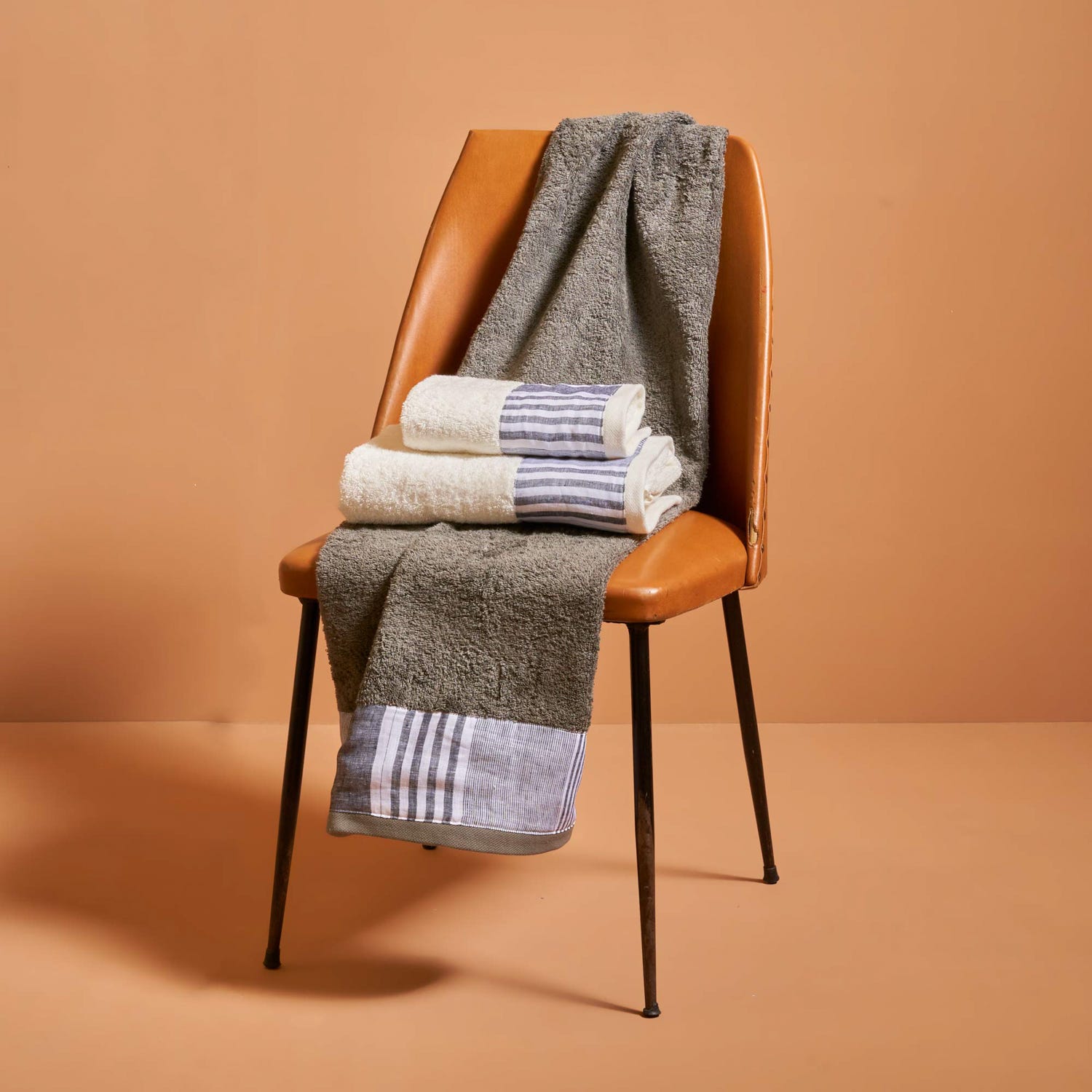 Set 2 asciugamani Castellina grisaglia Biancoperla
