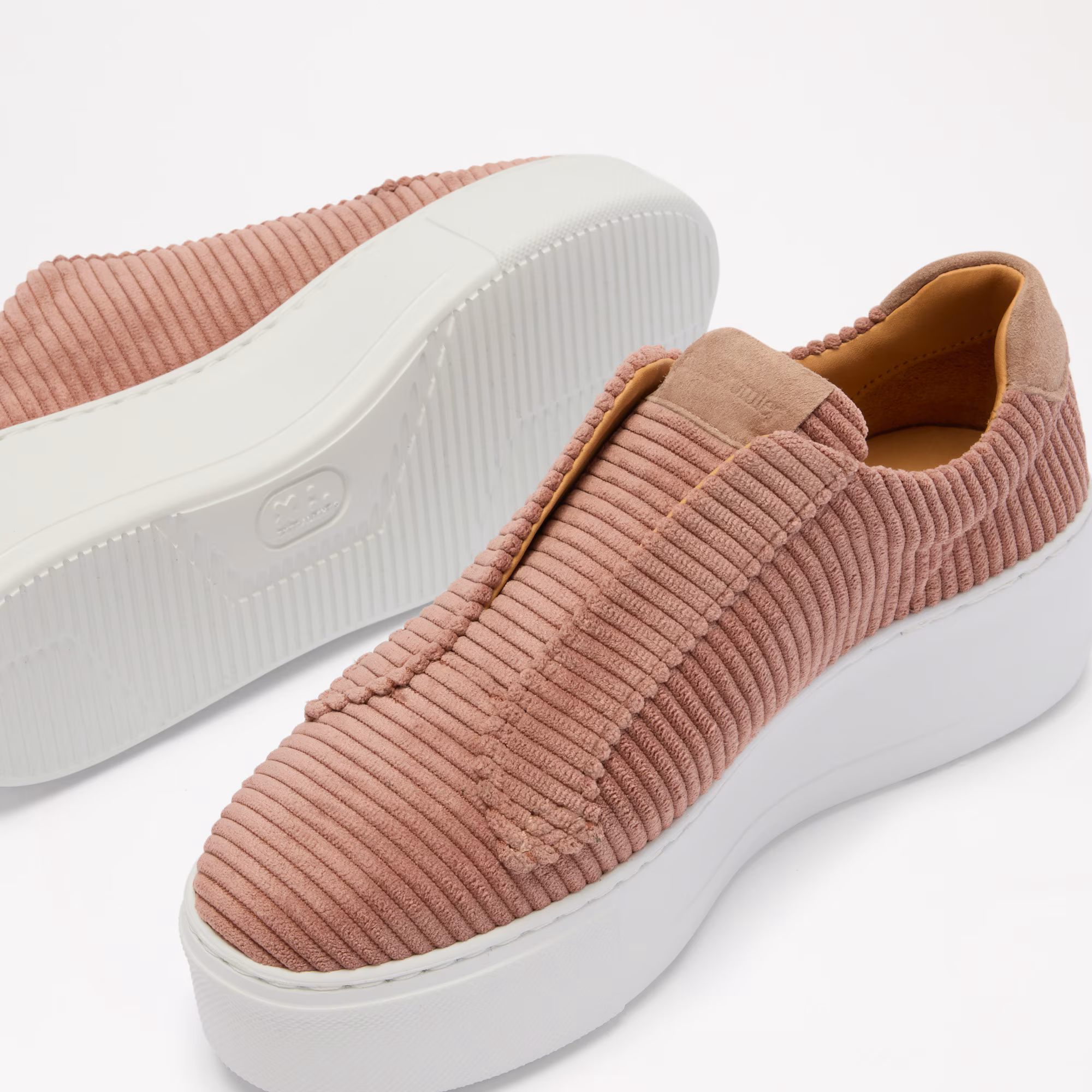 Park Up<br>Laceless Flatform Trainer