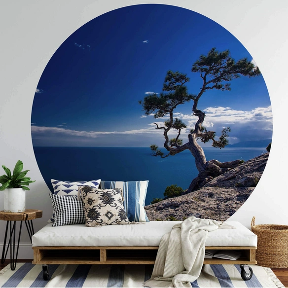 Vliestapete »Runde Vliestapete«, Baum am Meer blauer Himmel, mehrfarbig, matt