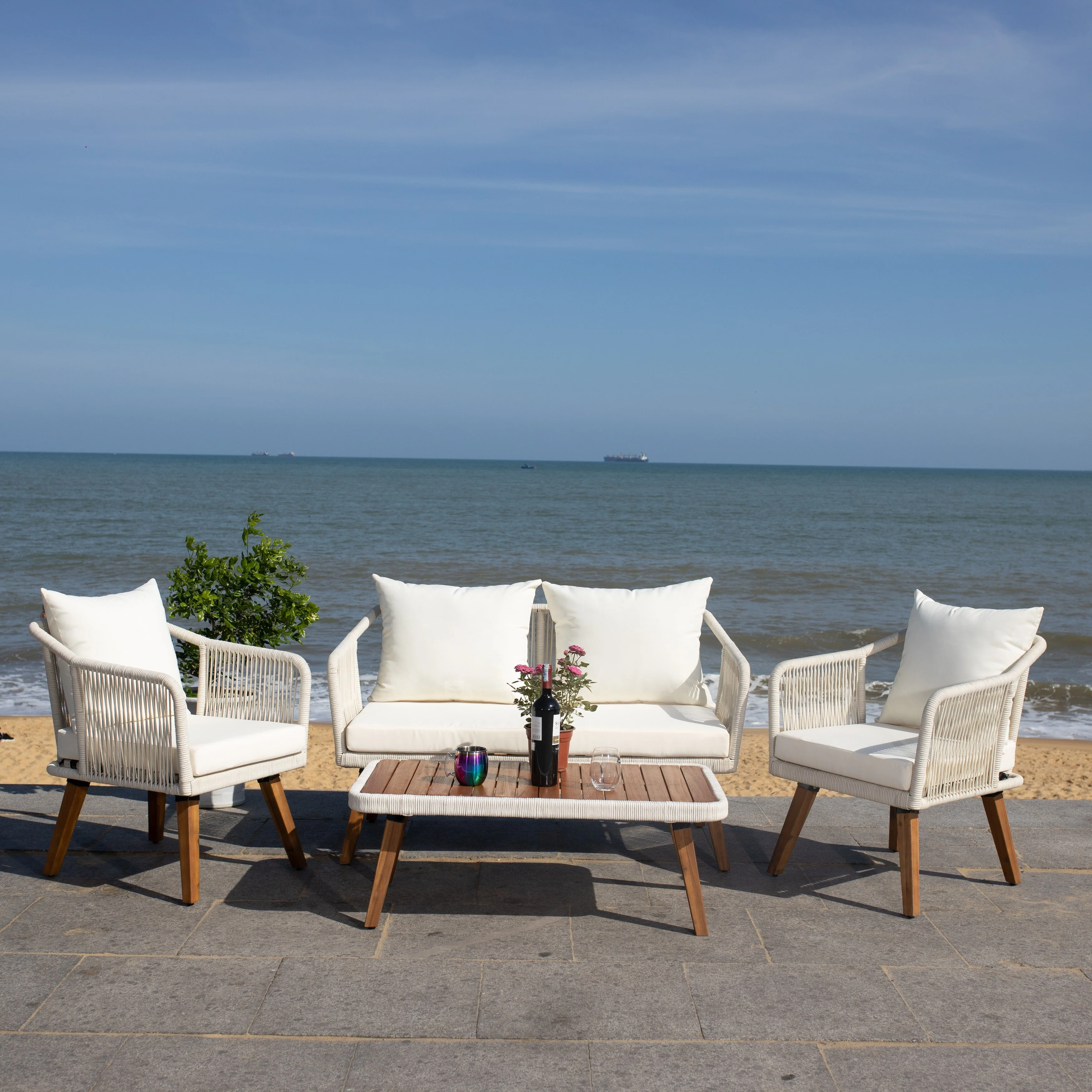 SAFAVIEH Outdoor Jaliyah Grey Rope 4-Piece Patio Set - 39Wx24Dx15H