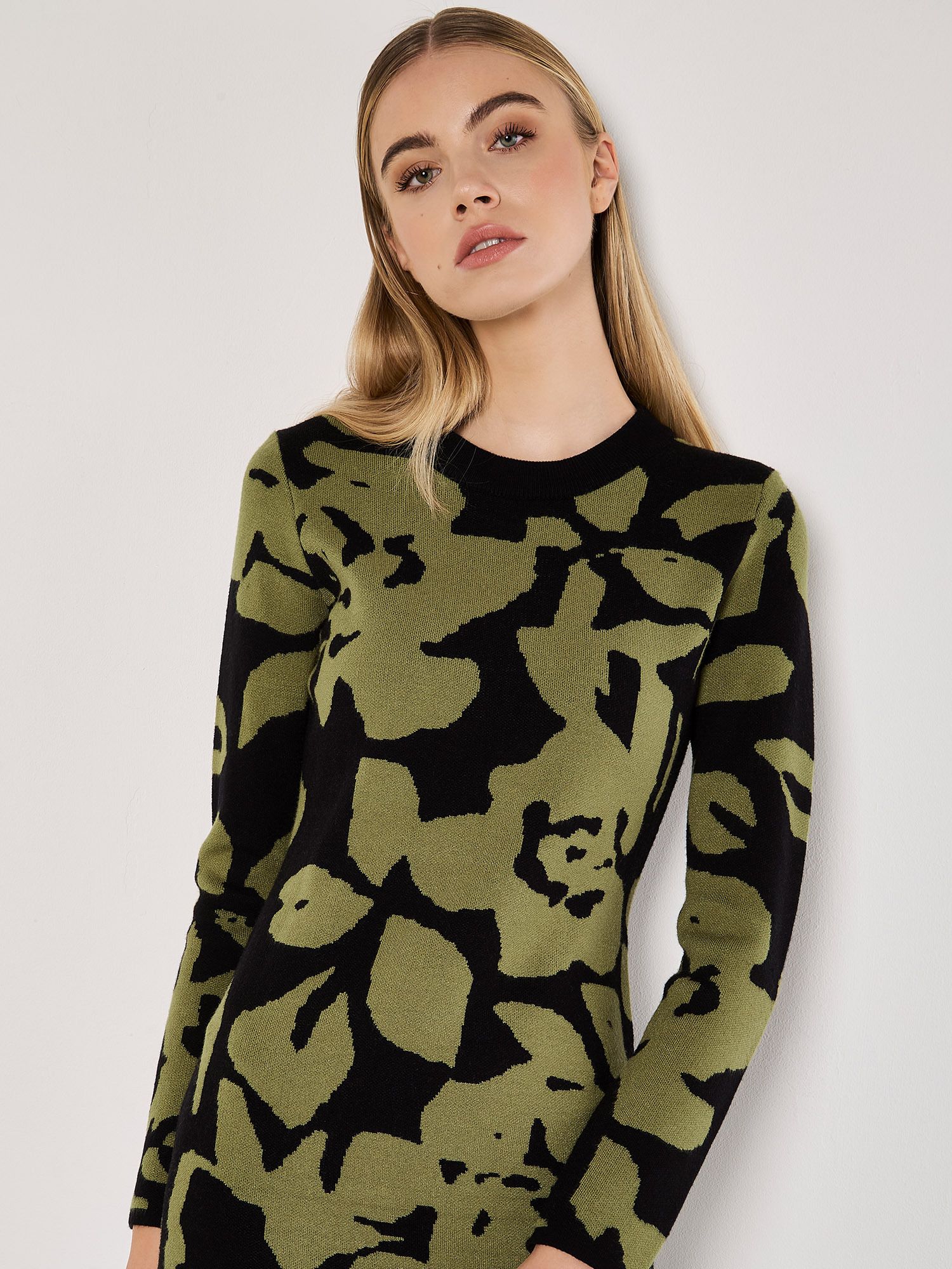Apricot Abstract Flower Knitted Midaxi Dress