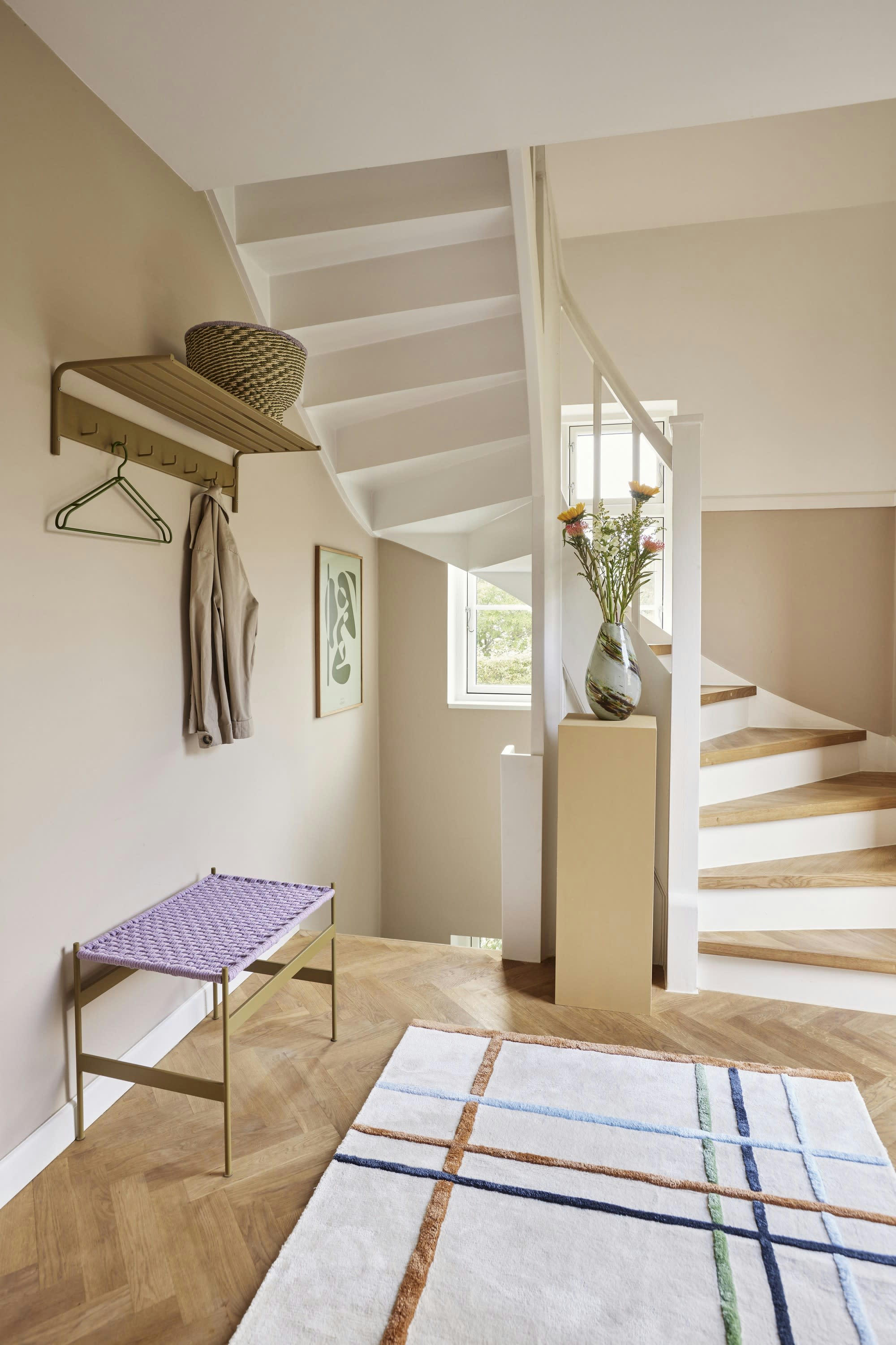 FUSION - Patère étagère 7 crochets en acier jaune