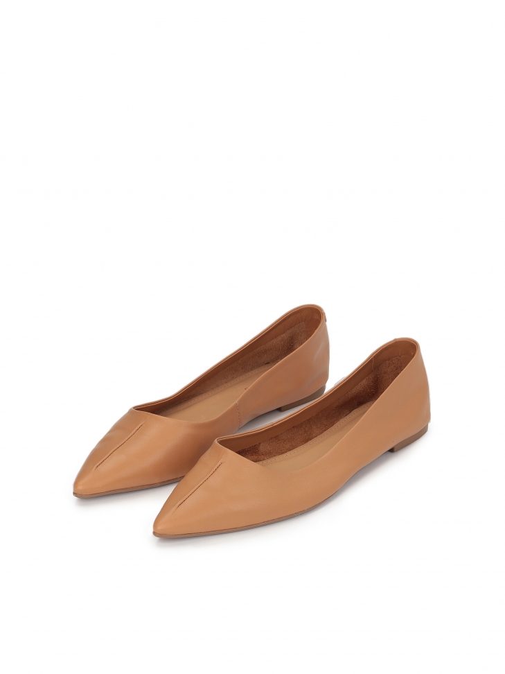 Comfortable light brown leather ballerinas