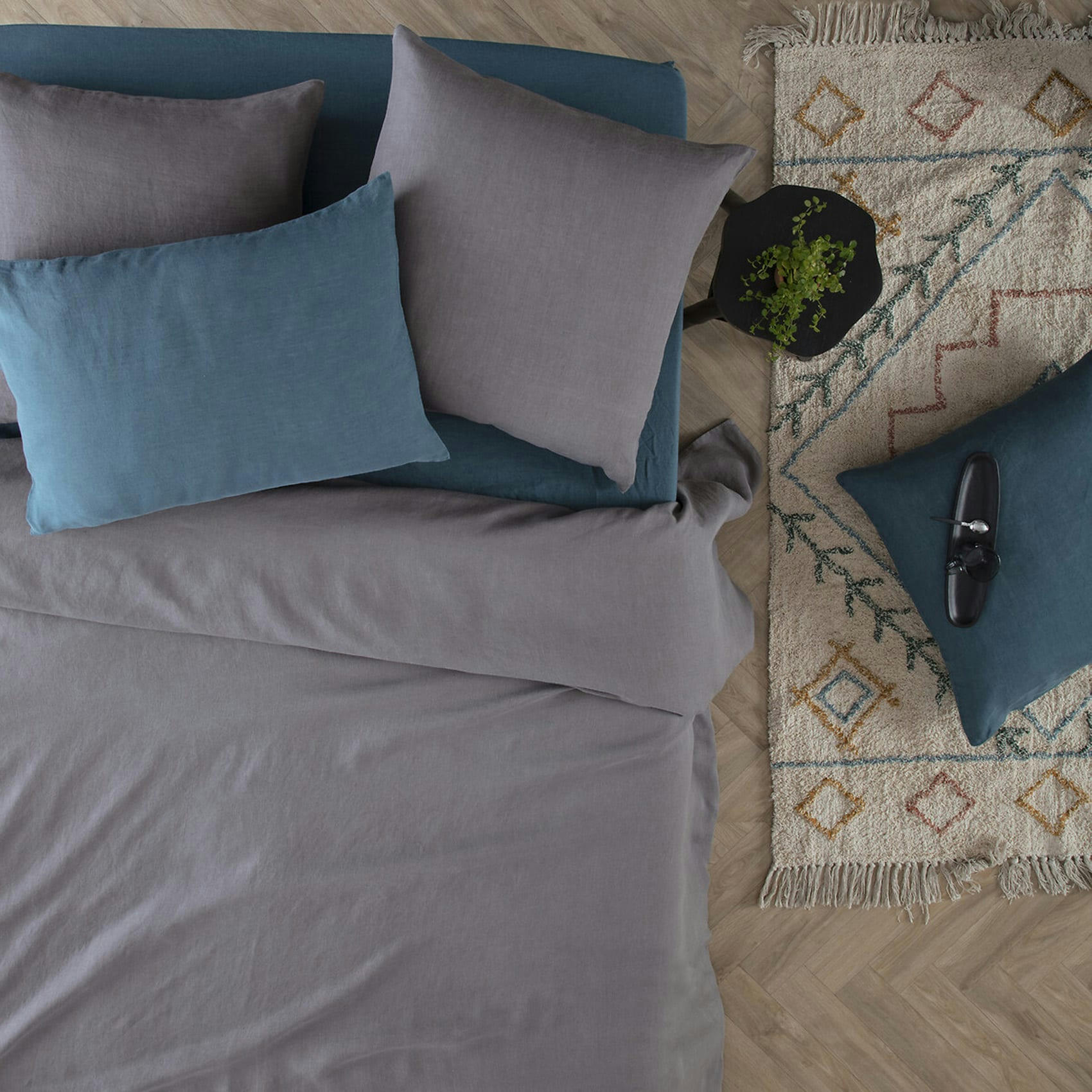 - Housse de couette en 100% lin ardoise 260x240 cm