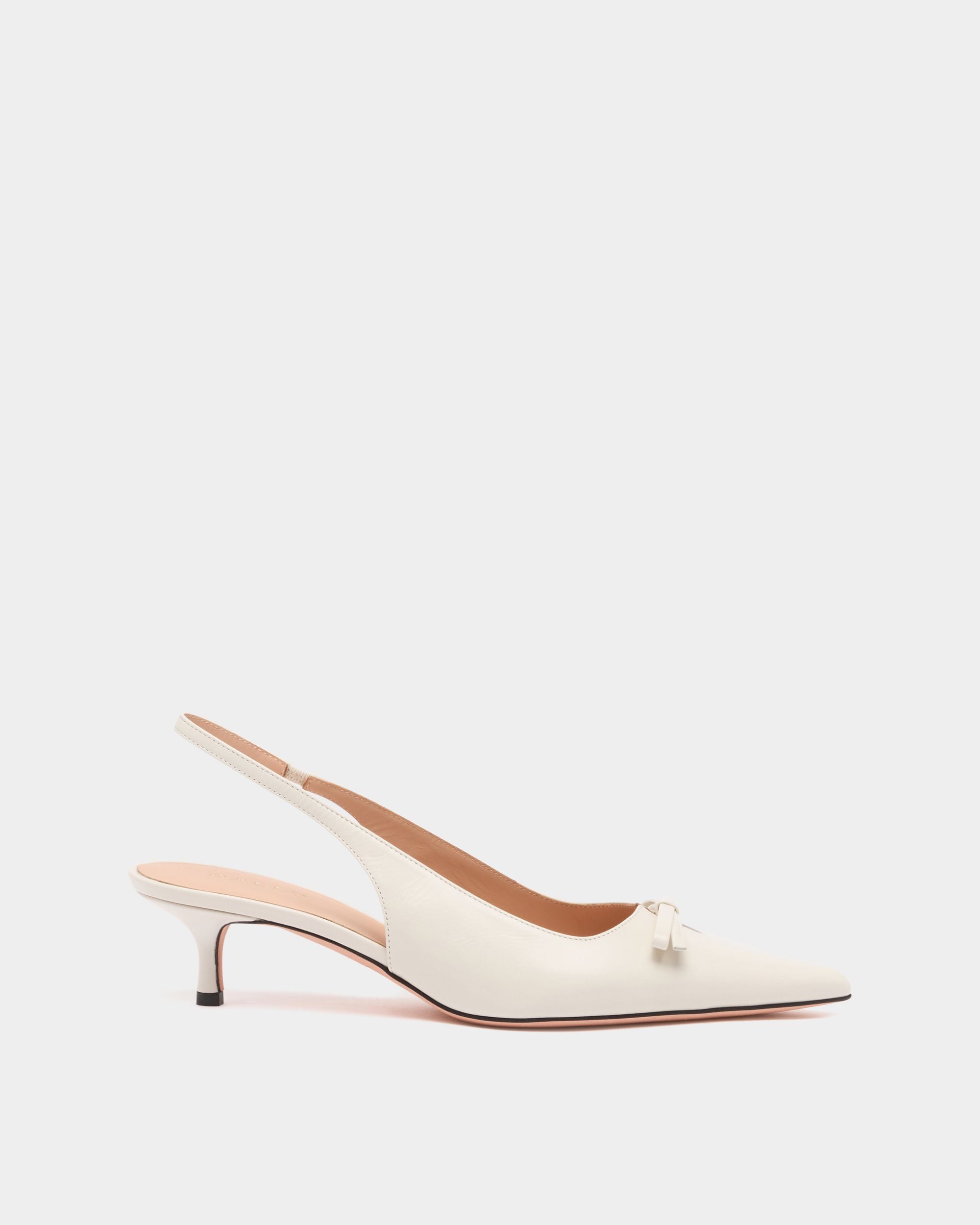 Slingpumps Nadel aus weißem Leder