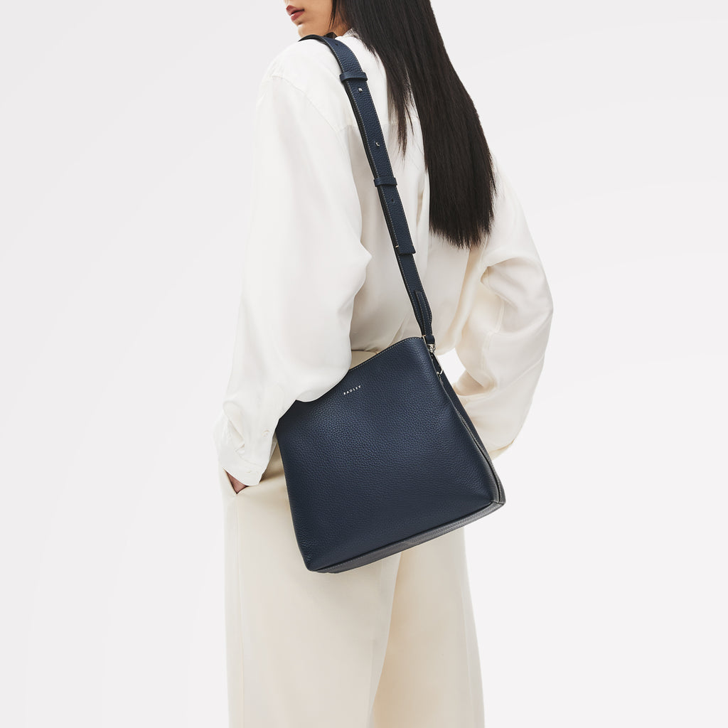 Dukes Place - Medium Compartment Cross Body