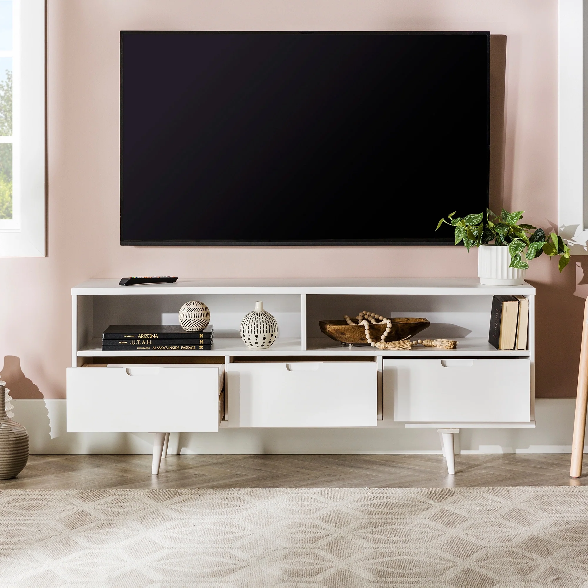 Middlebrook Alby 58-inch Mid-Century Solid Wood TV Stand