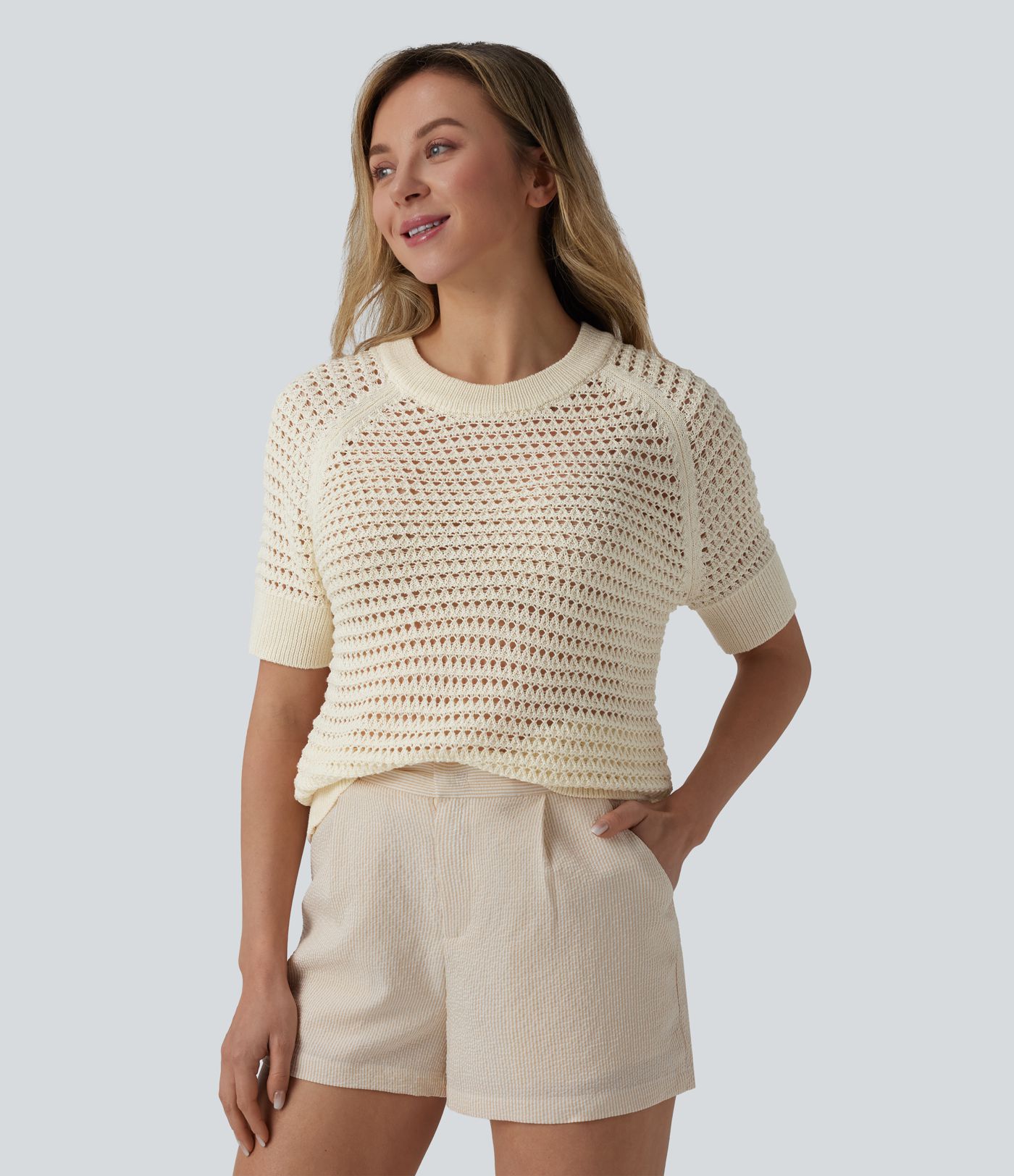 Pull col rond manches courtes