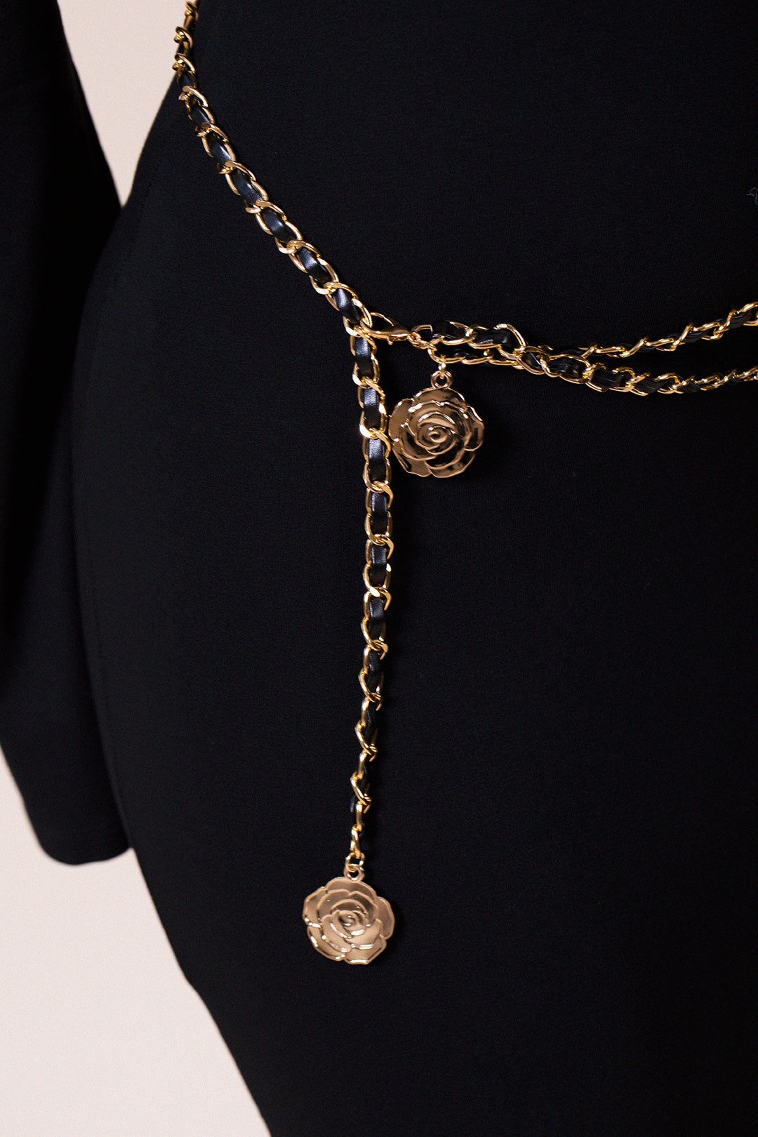 SVNX Rose Chain Faux Leather Belt In Black Gold