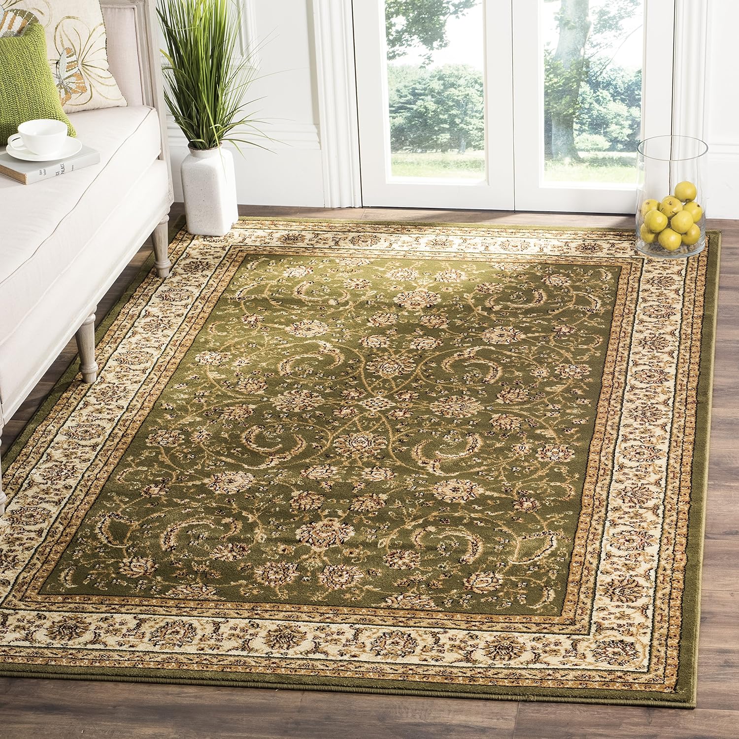 SAFAVIEH Lyndhurst Collection Area Rug - 9' x 12', Sage & Ivory, Traditional Oriental Design, Non-Shedding & Easy Care, Ideal for High Traffic Areas in Living Room, Bedroom (LNH219B)