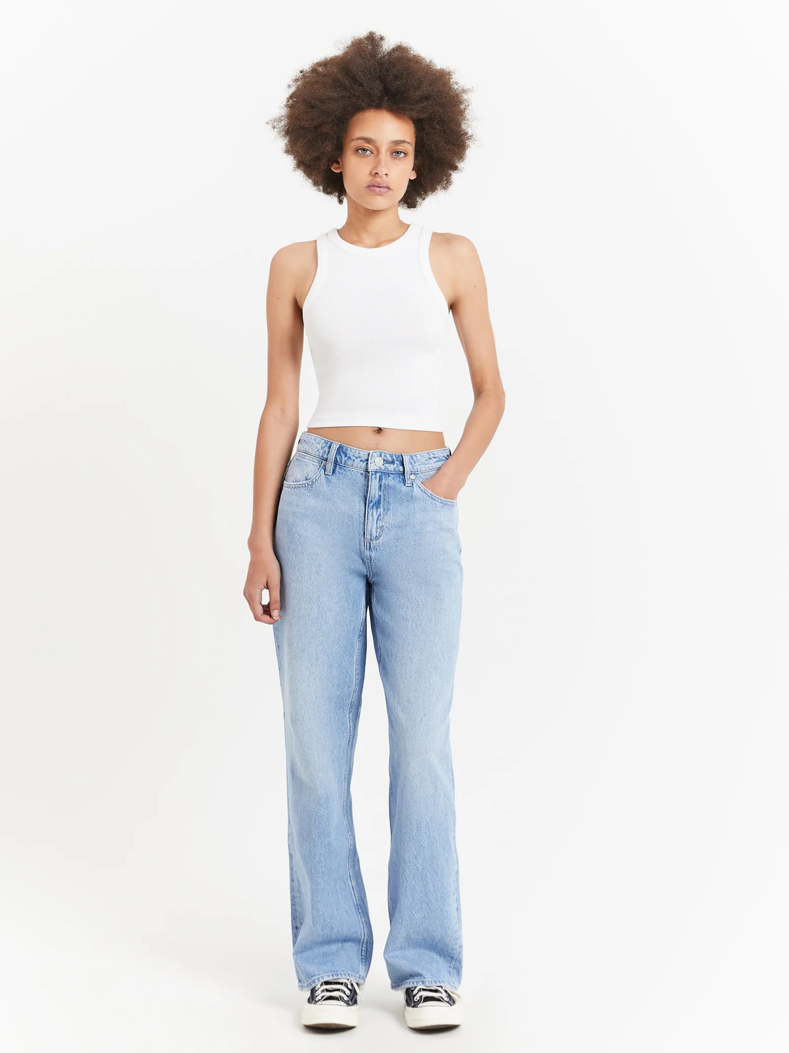 Mid Rise Bella Baggy Jeans