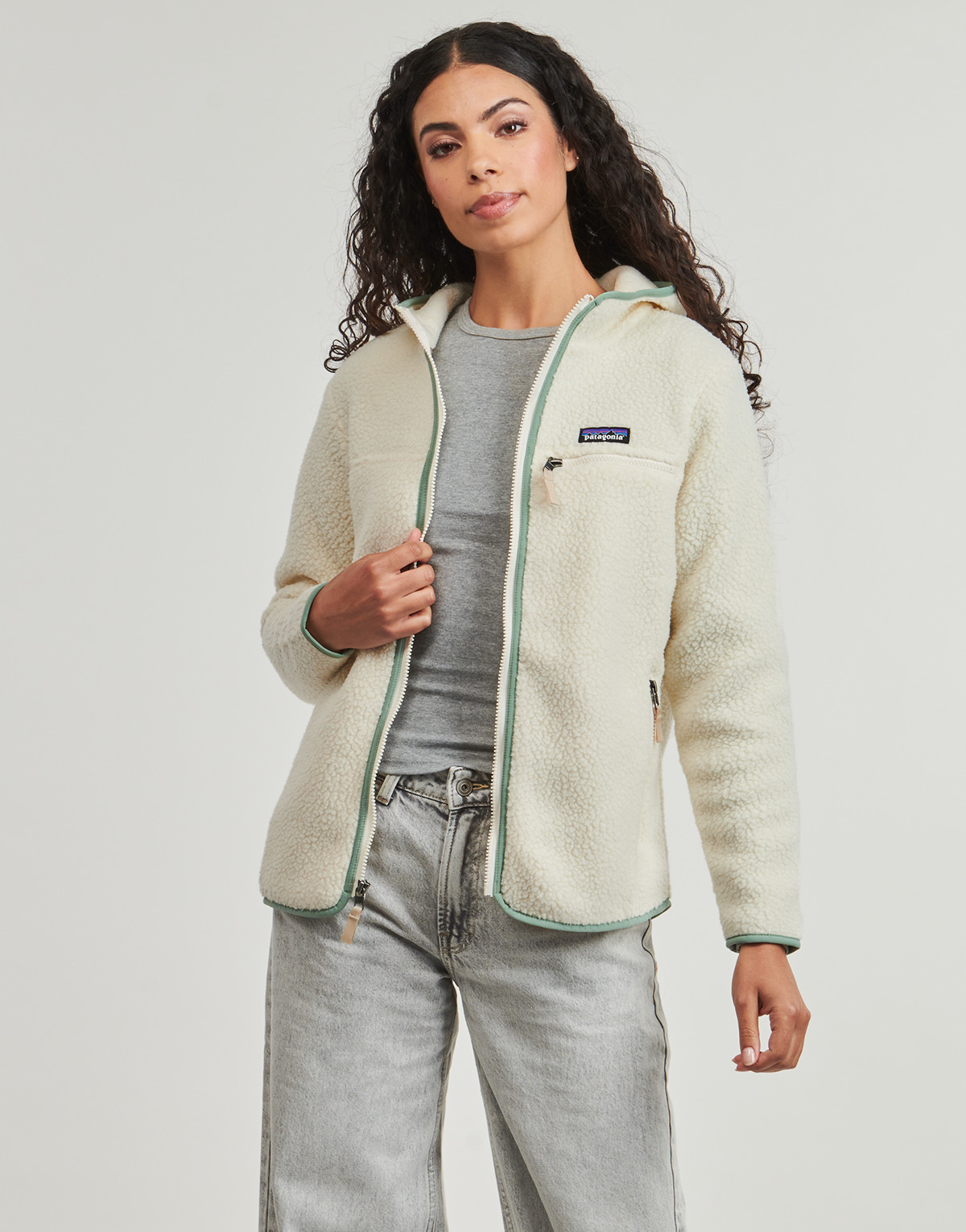 Patagonia - W'S RETRO PILE HOODY - Beige
