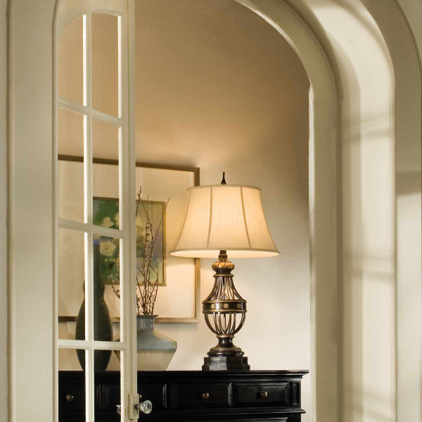 Lampa stołowa z abażurem brązowo-kremowa Augustine 1xE27x60WFeiss