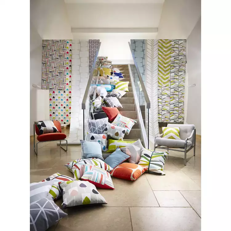 Scion Oversized Abstract Design Cream Wallpaper