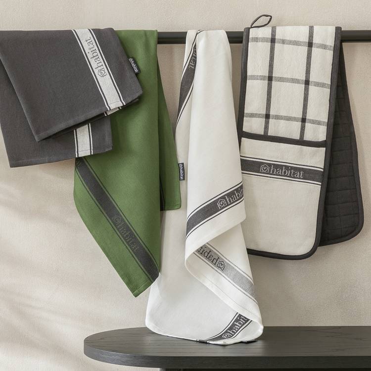 Habitat Woven Check Cotton Textile Set - Green