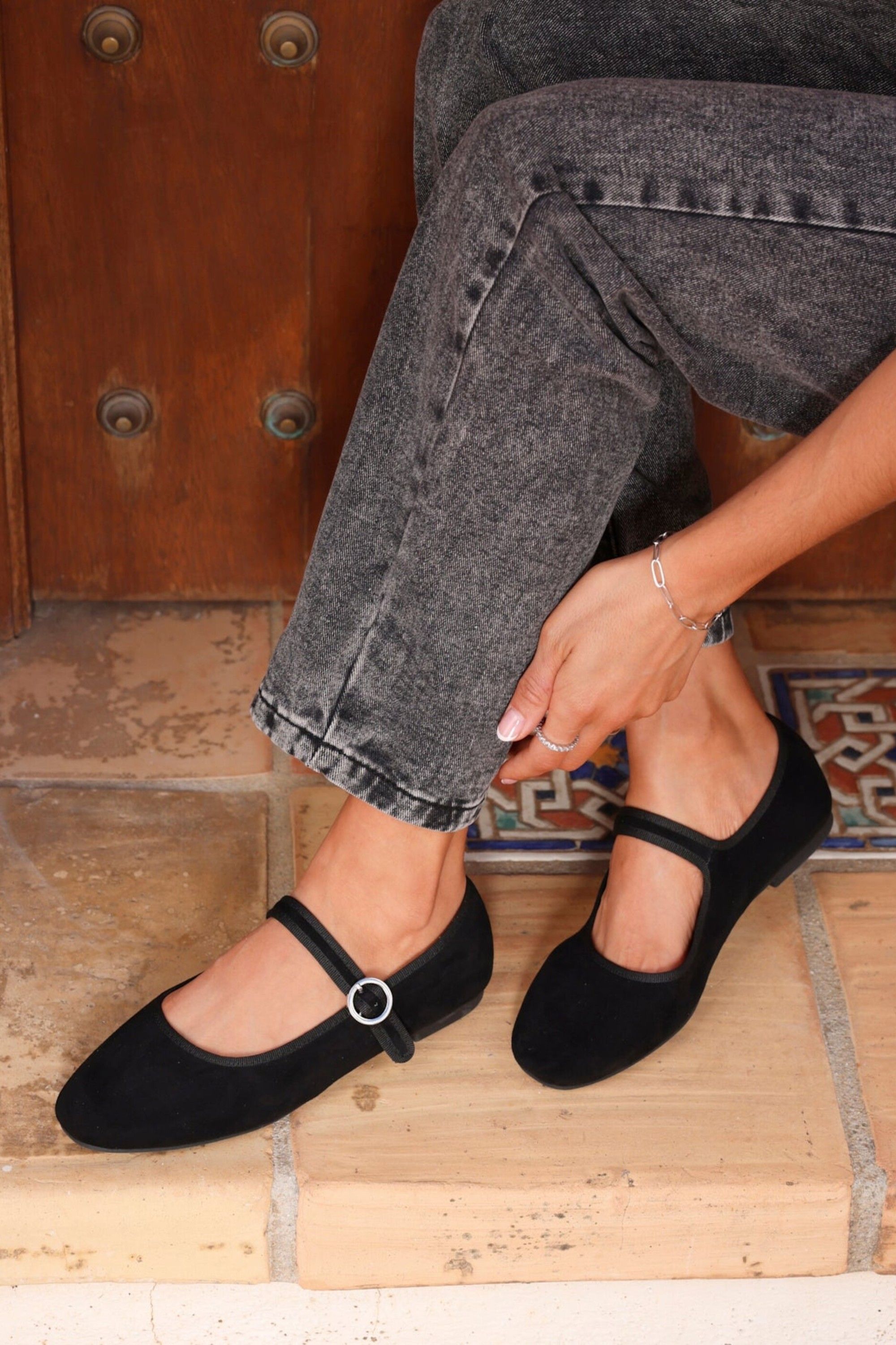Linzi Graceful Nude Faux Suede Ballet Pumps