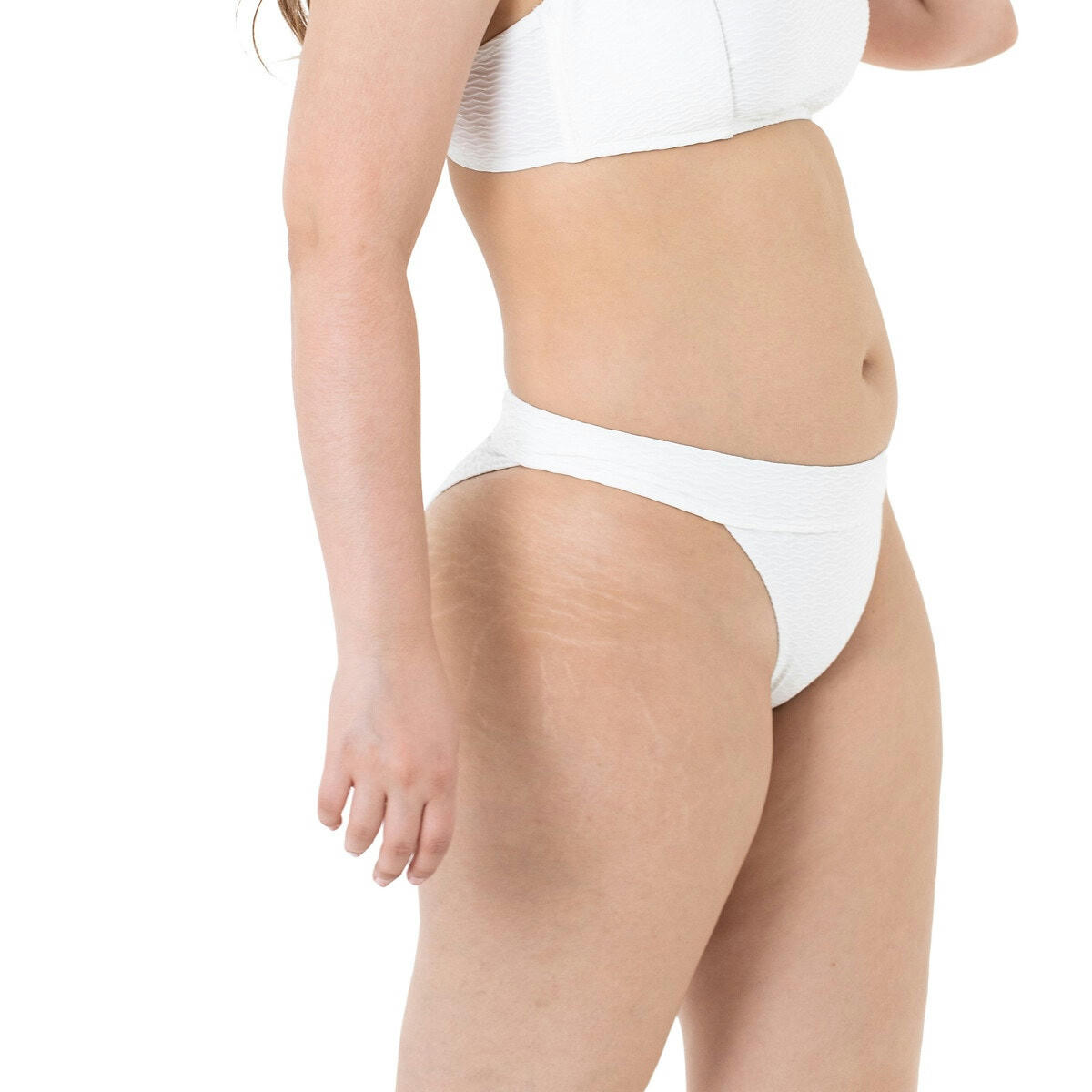 Tanga de bain reliéfé Novella