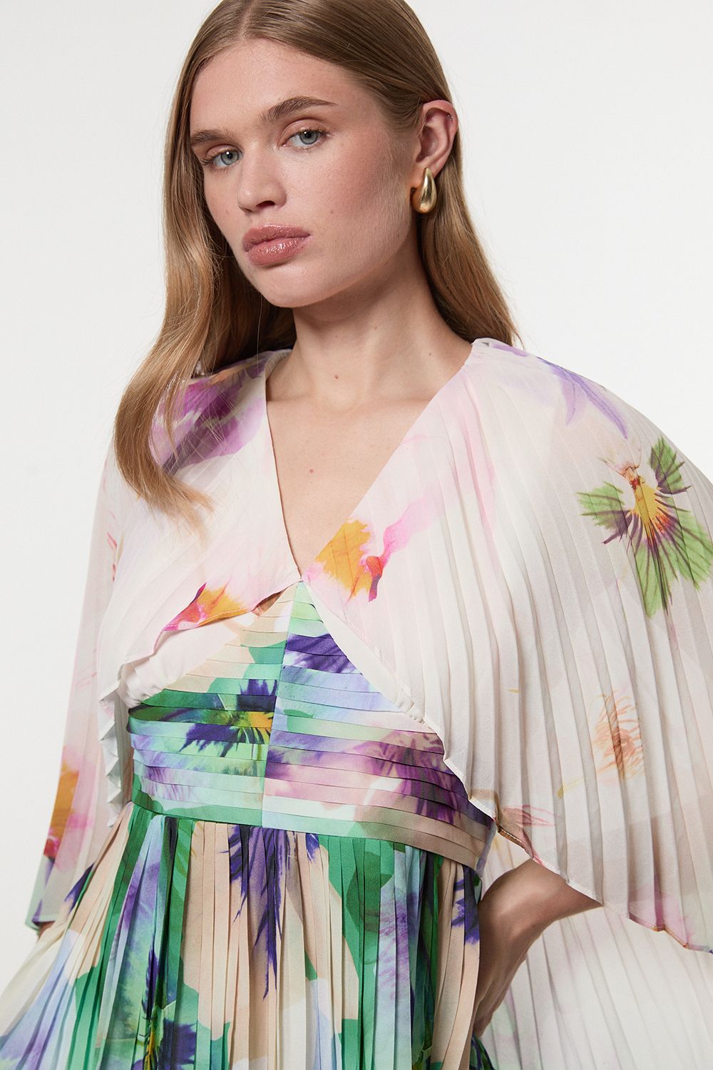 KarenMillen Pleated Floral Cape Sleeve Plunge Neck Woven Top