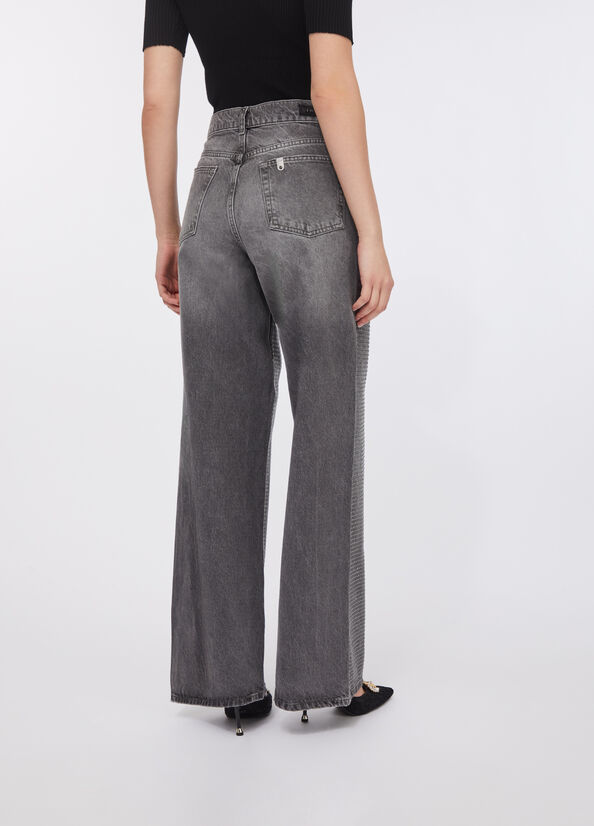 Jeans baggy con borchie