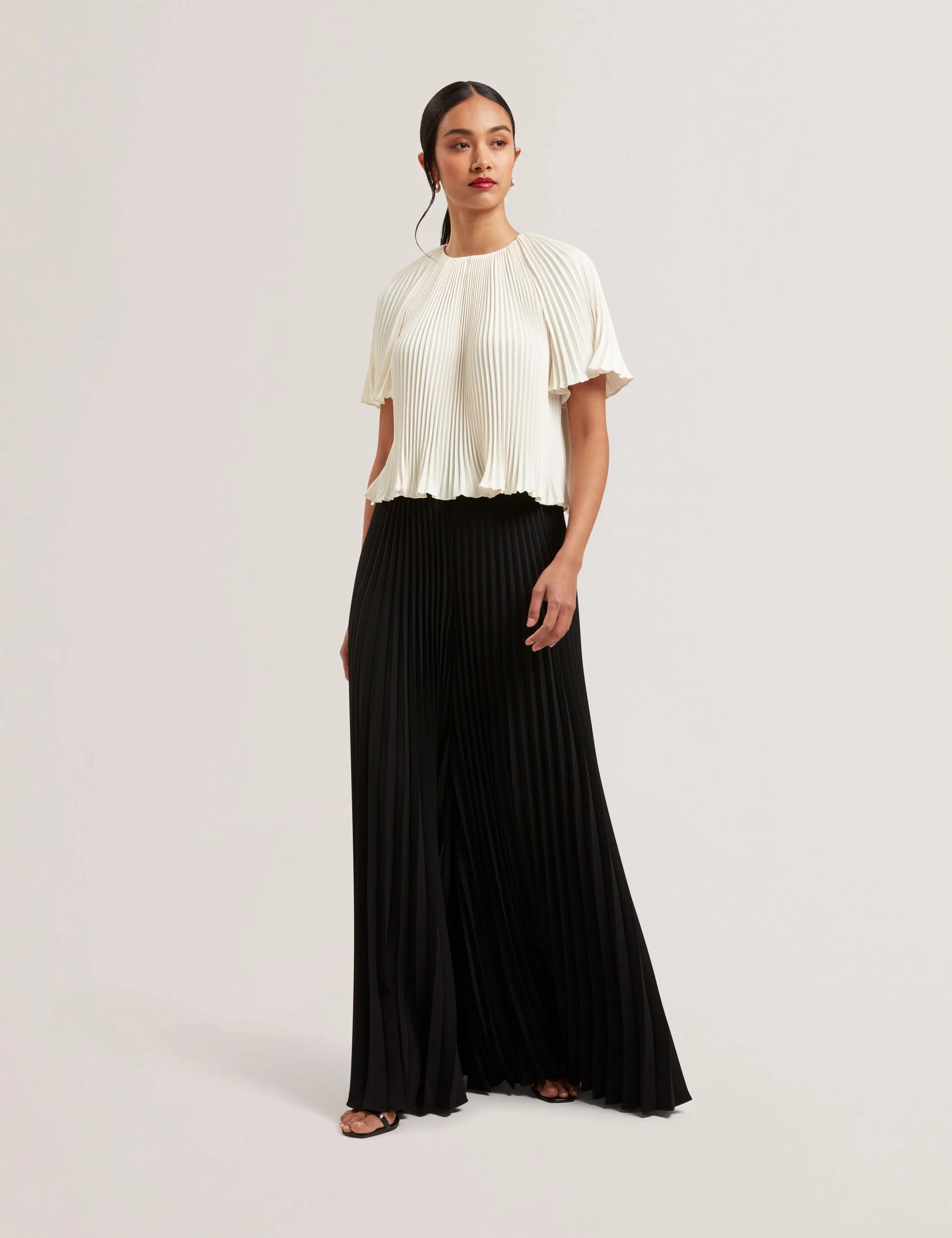 HARYX | BLACK