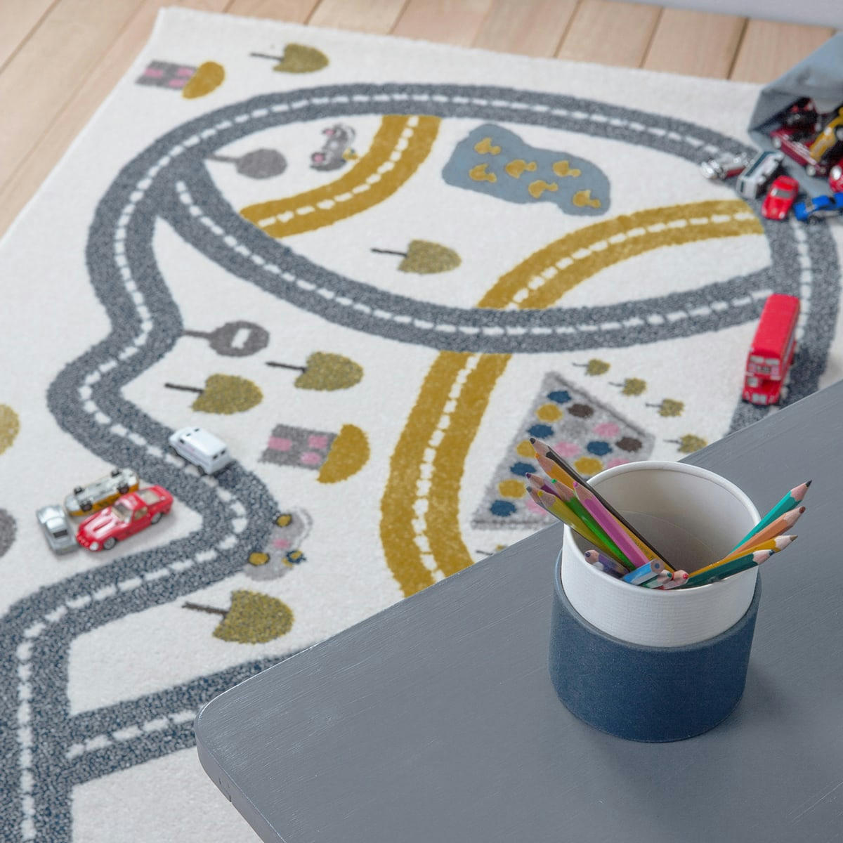 RACETRACK - Tapis enfant ludique circuit  multicolore 80x150, OEKO-TEX®