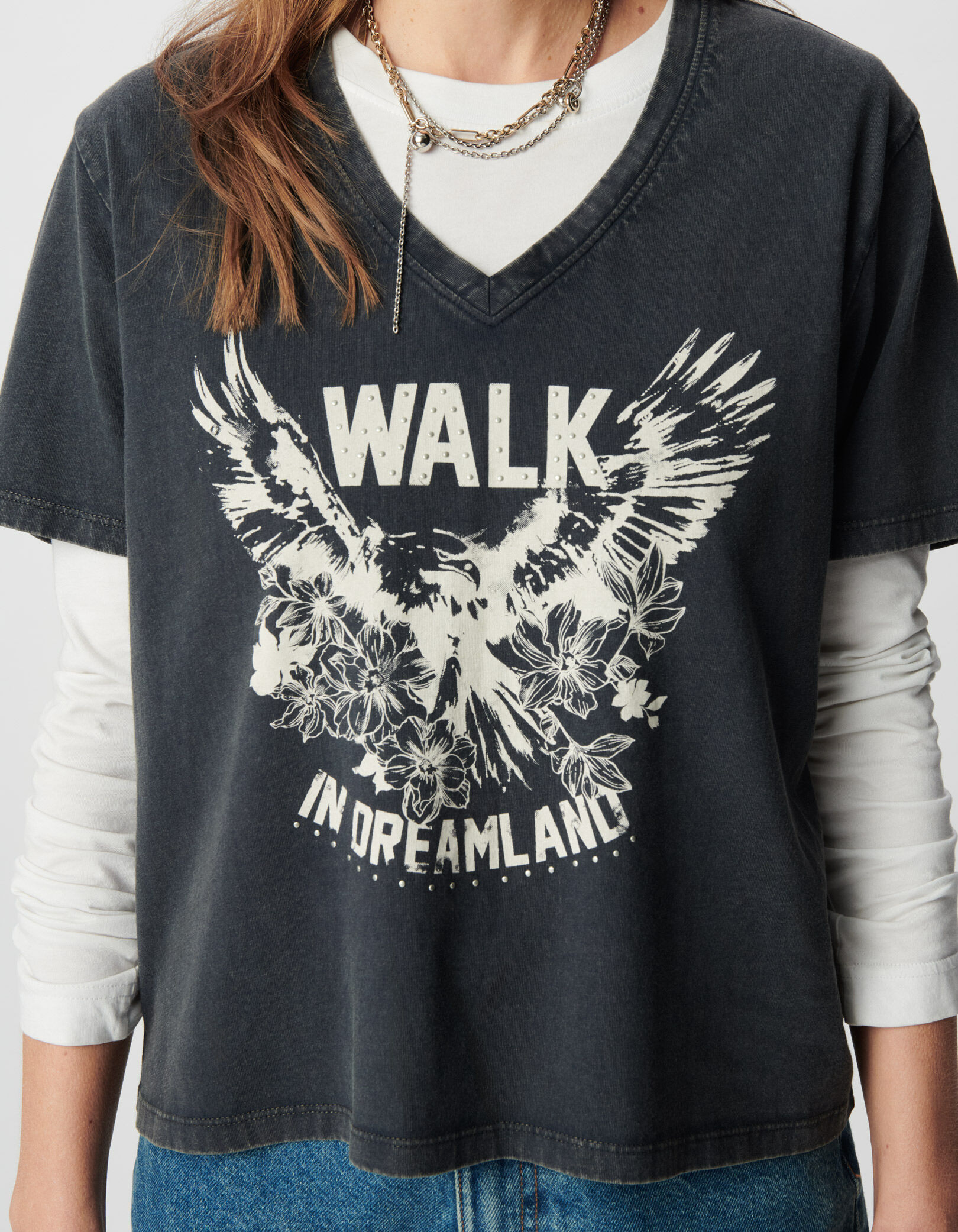 Tee-shirt col V noir coton bio délavé visuel aigle Femme