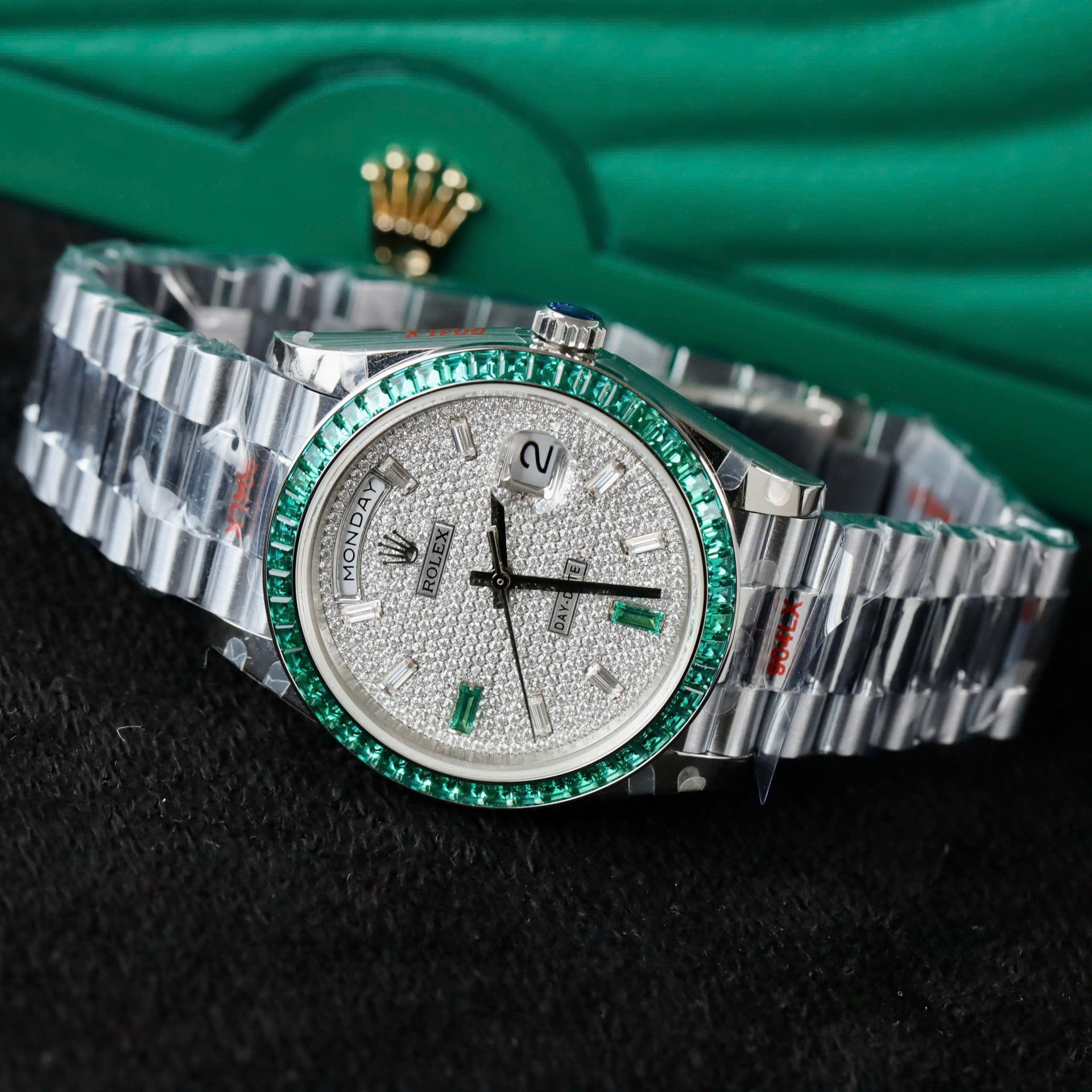 Rolex Day-Date 904L Steel Diamond Dial Baguette Diamond 40mm Super Clone