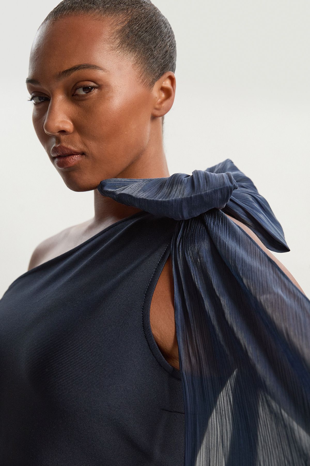 KarenMillen Plus Size Bandage Figure Form Knit Woven Cape Detail Maxi Dress