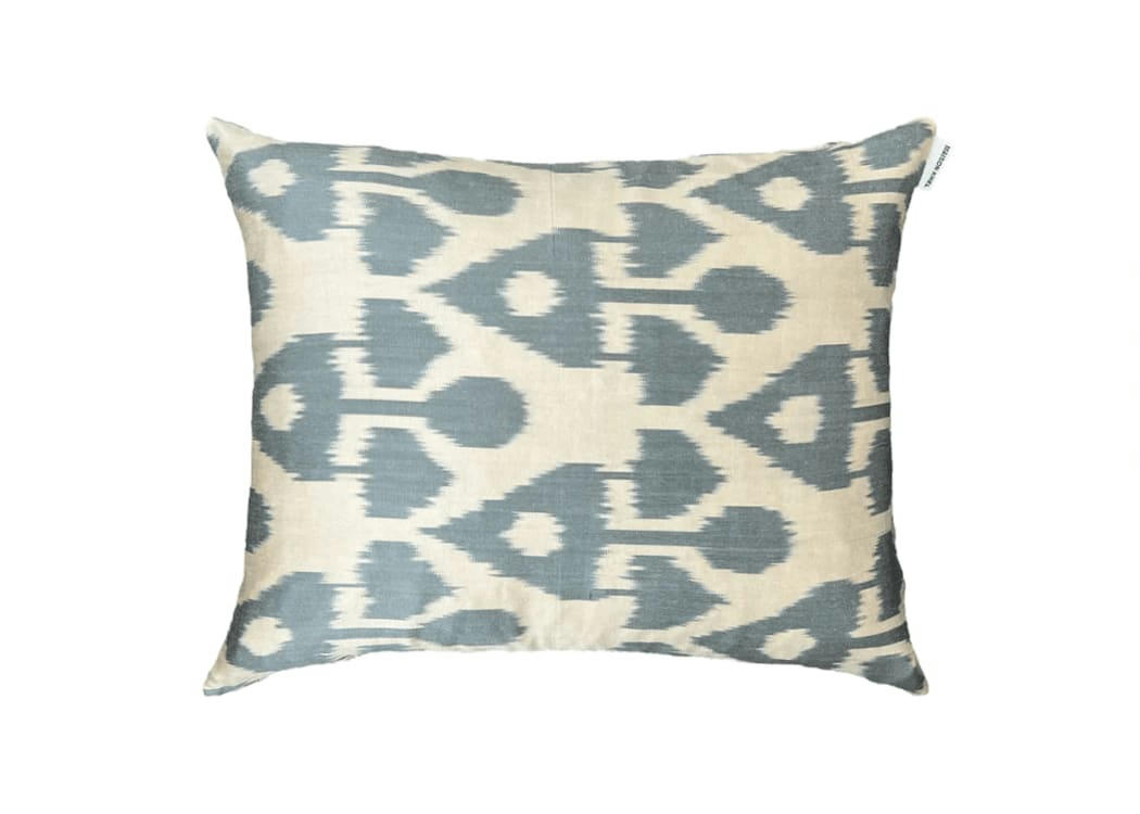 - Housse de coussin double soie ikat  40x50 gris
