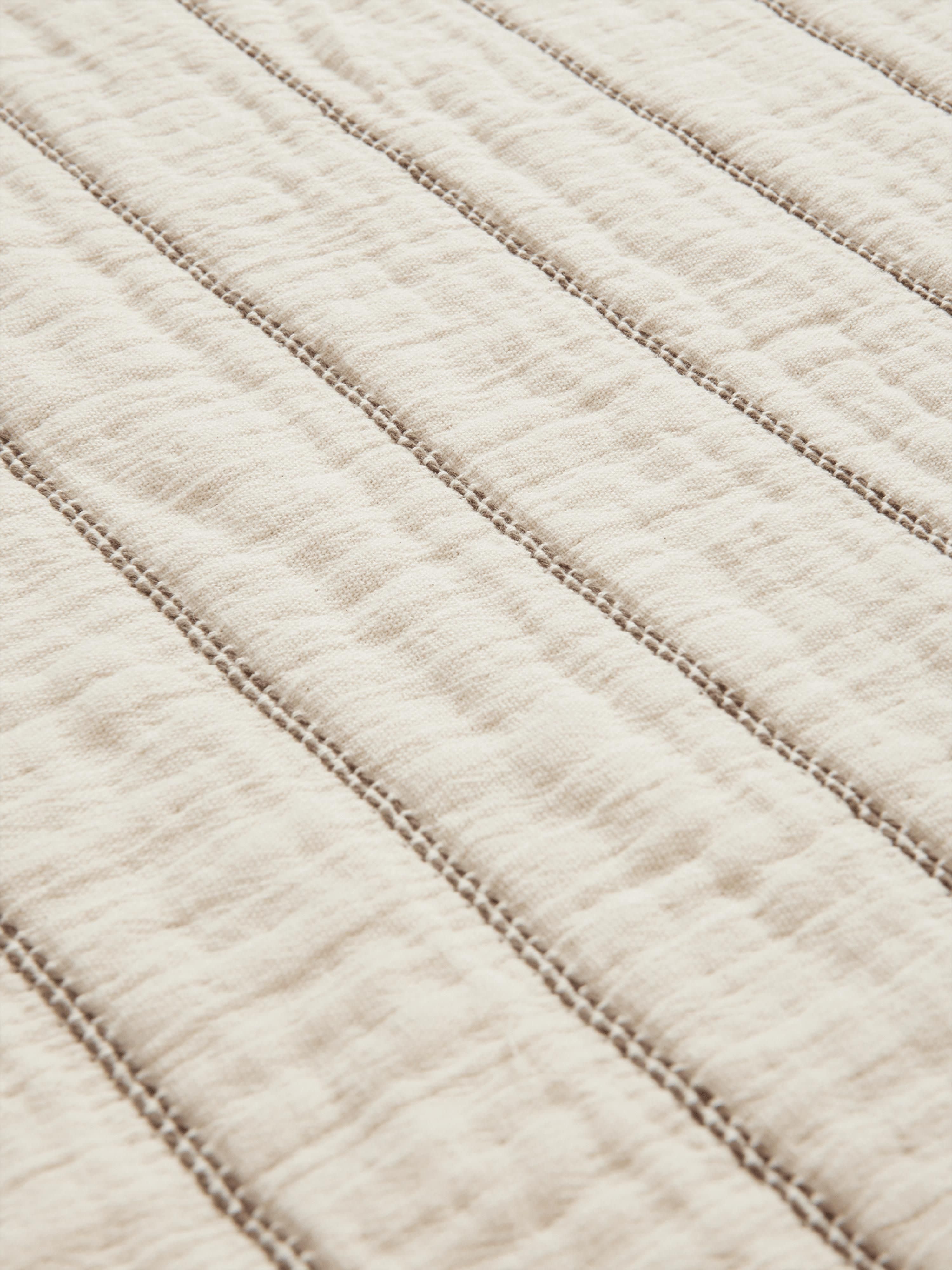 Baumwoll-Tagesdecke Aires mit Streifenmuster