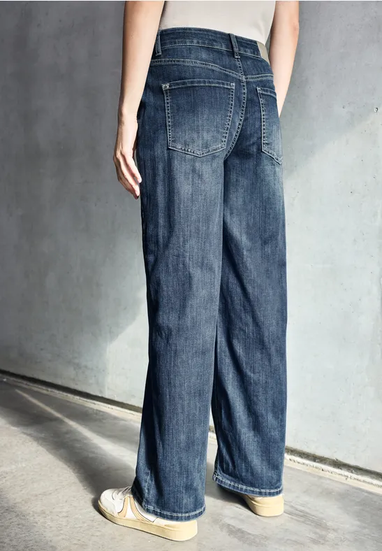 Wide Leg Jeans