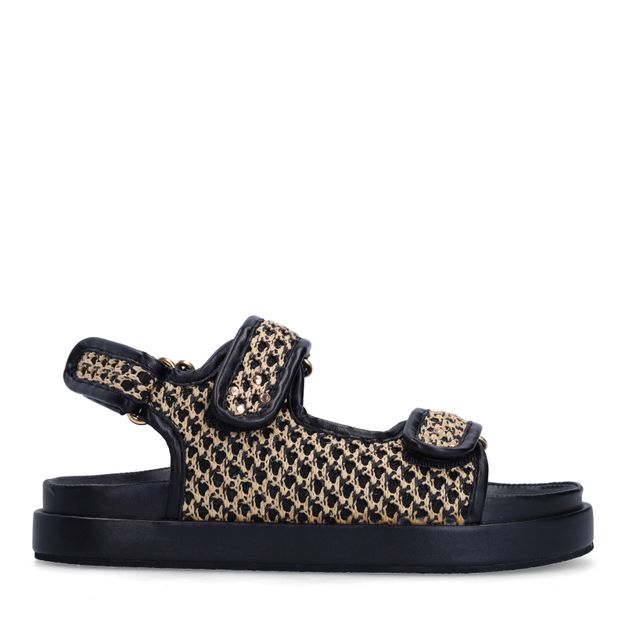 Zwart met beige sandalen