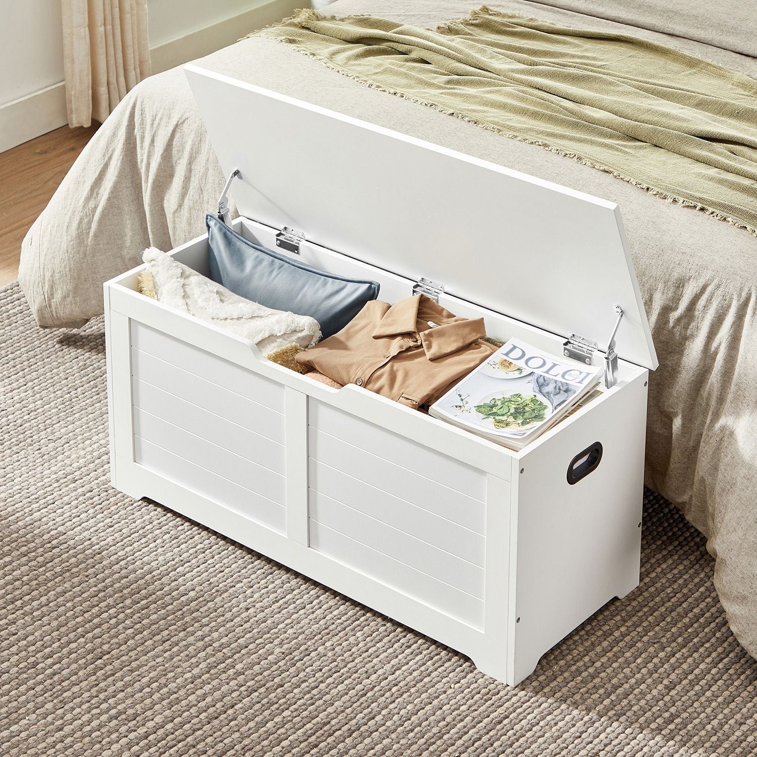 Coffre de rangement avec 2 charnières de sécurité