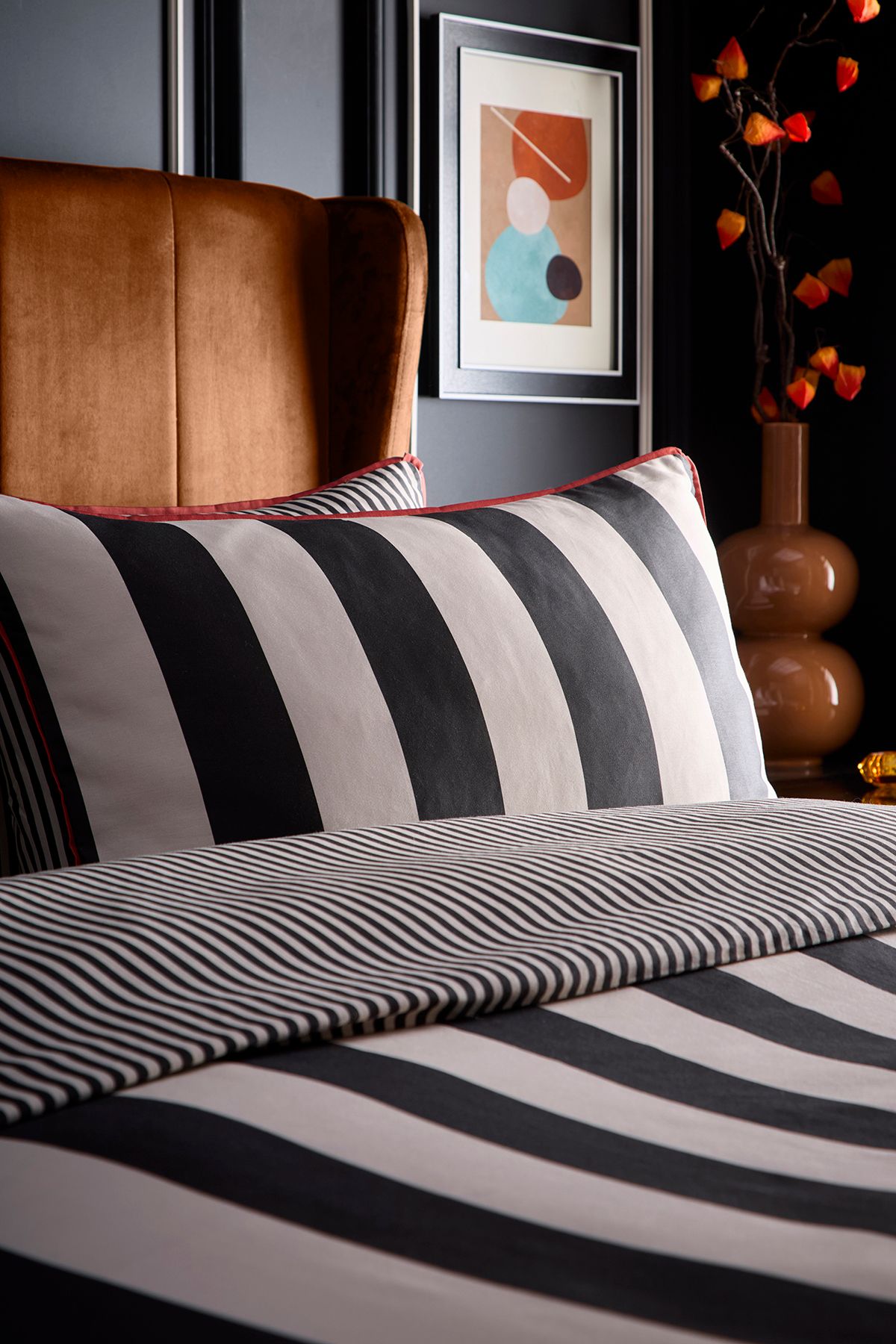 Laurence Llewelyn-Bowen Festivo Circus Stripe' Striped Print 100% Cotton Duvet Cover Set