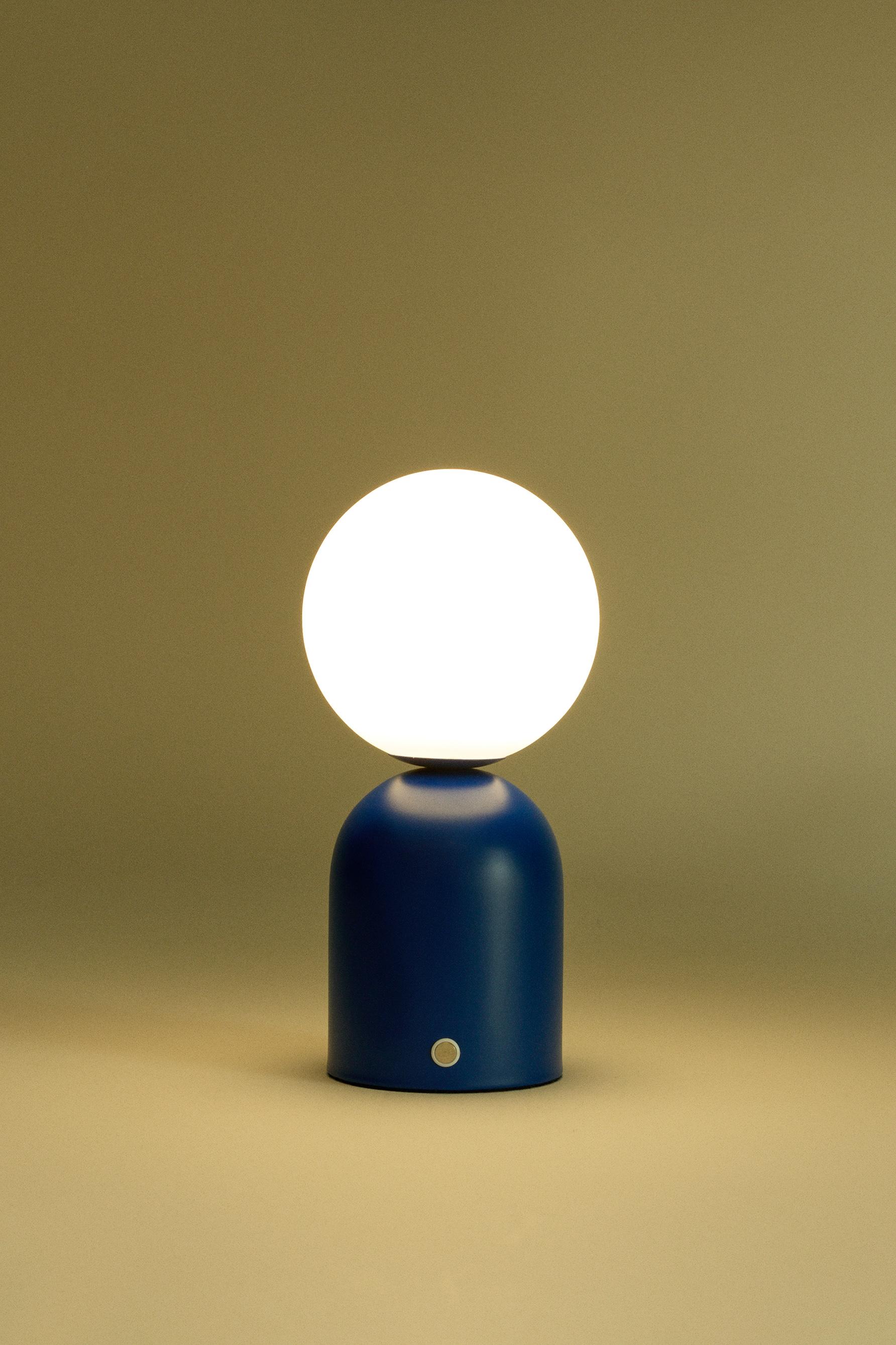 Lámpara bombilla 22 cm