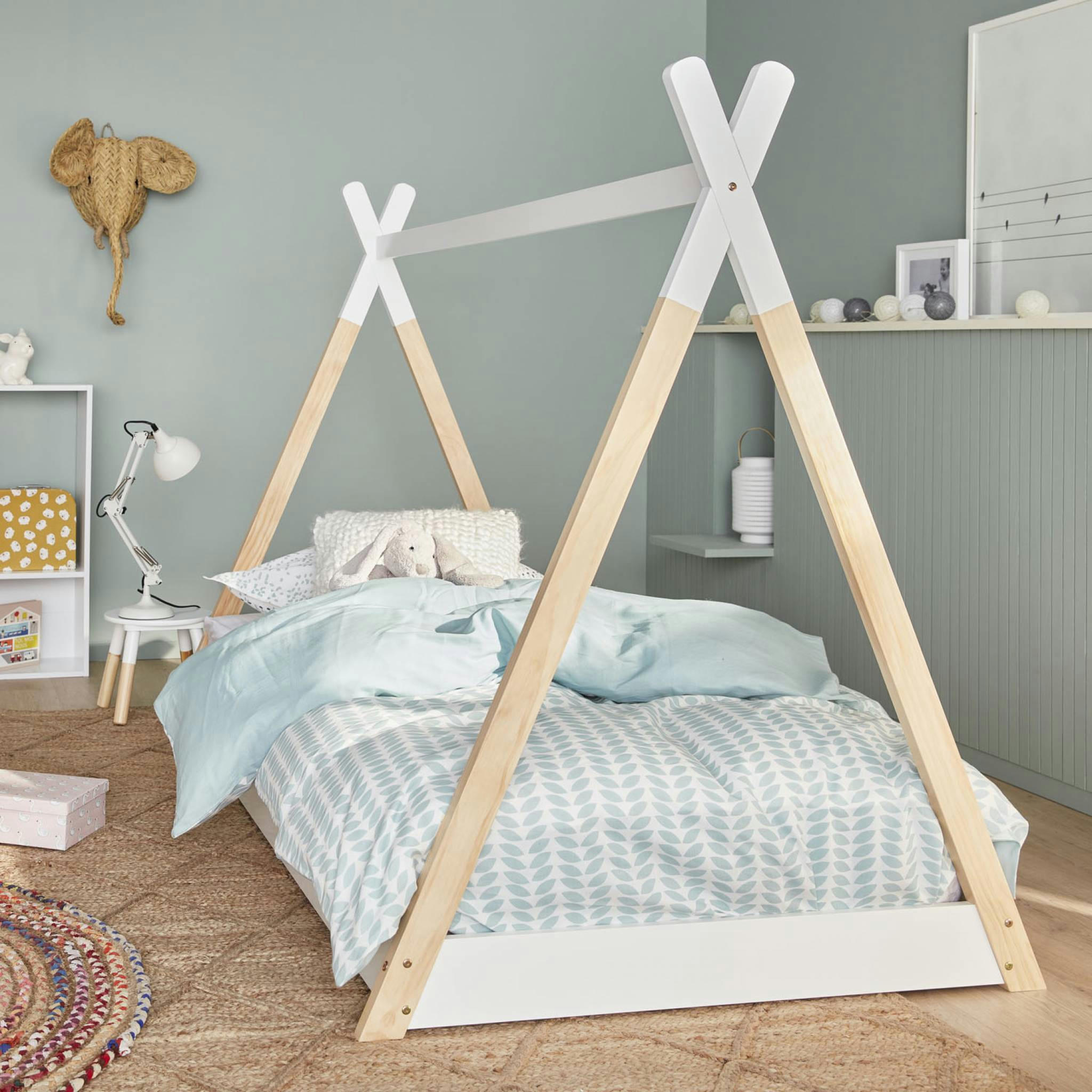 TOBIAS - Lit enfant tipi en bois massif pin naturel blanc