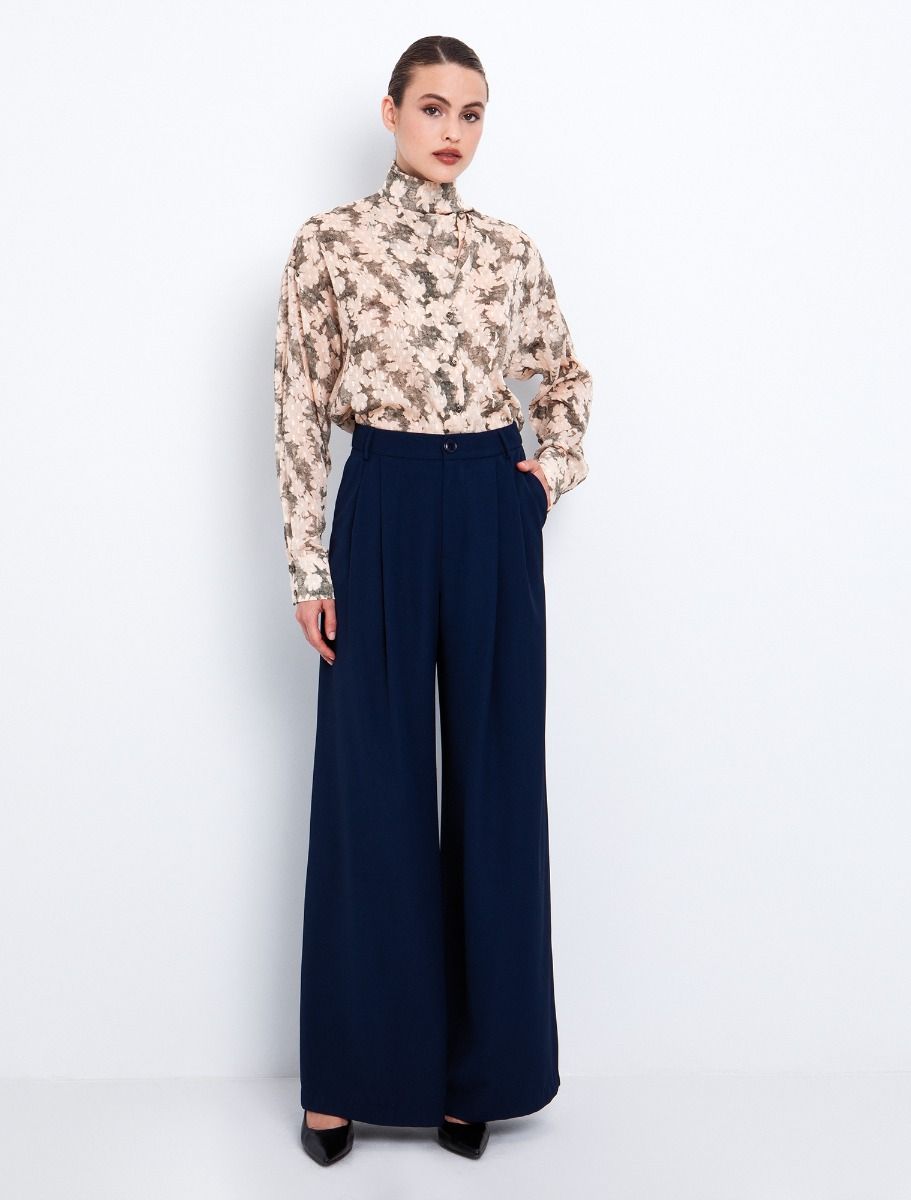 Floral πουκαμίσα με δέσιμο στο λαιμό