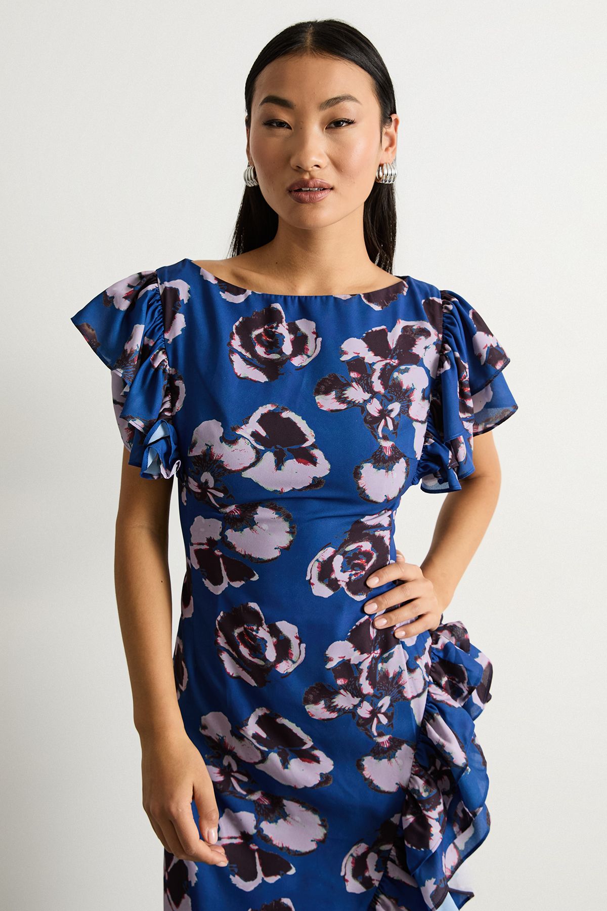 Warehouse Petite Printed Side Split Ruffle Detail Maxi Dress