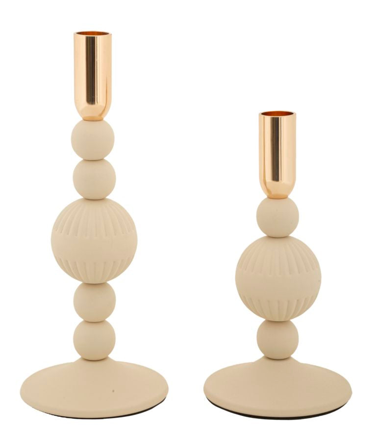 Set van 2 crèmekleurige en gouden metalen kaarsenhouders