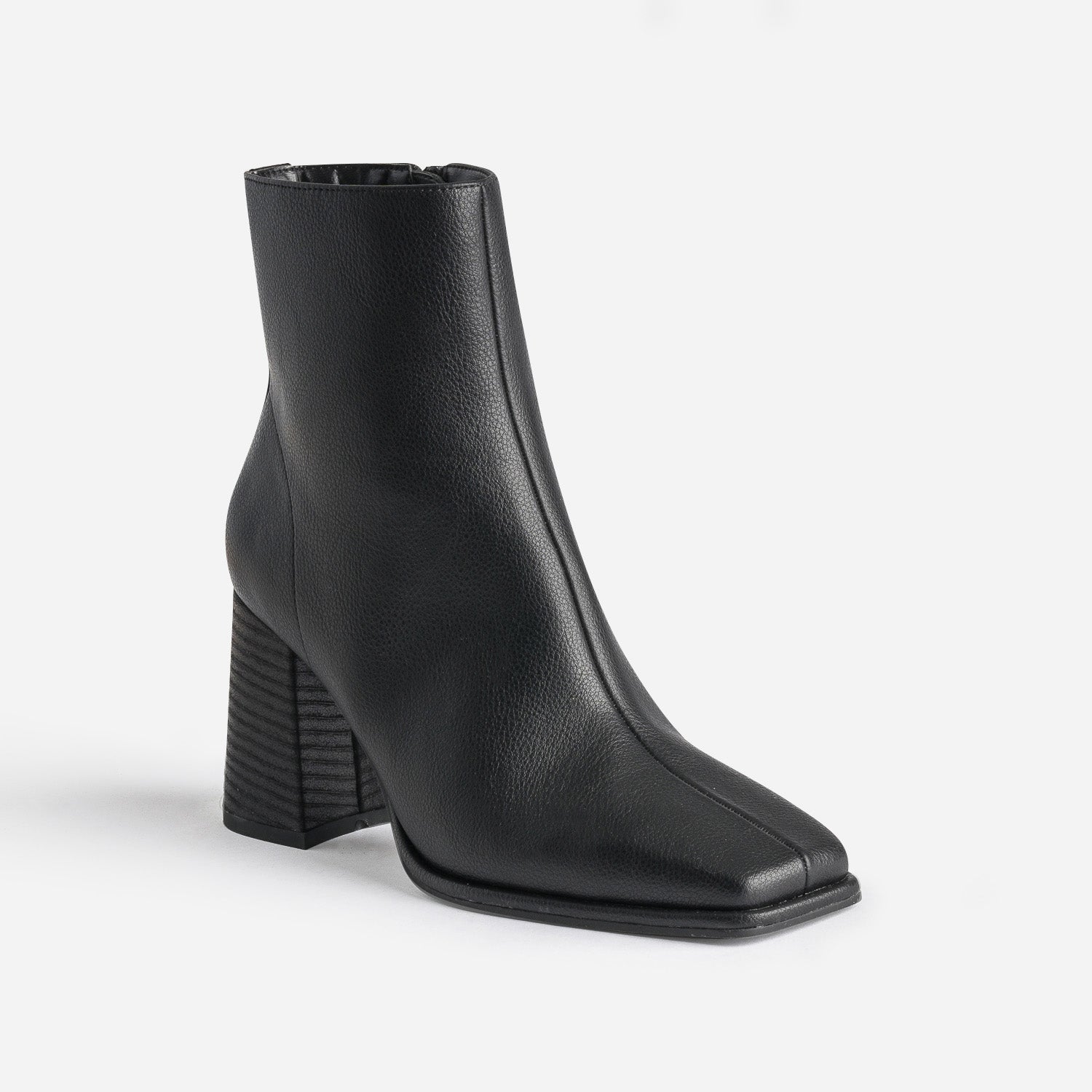 Boots noir éco-conçu à bout carré