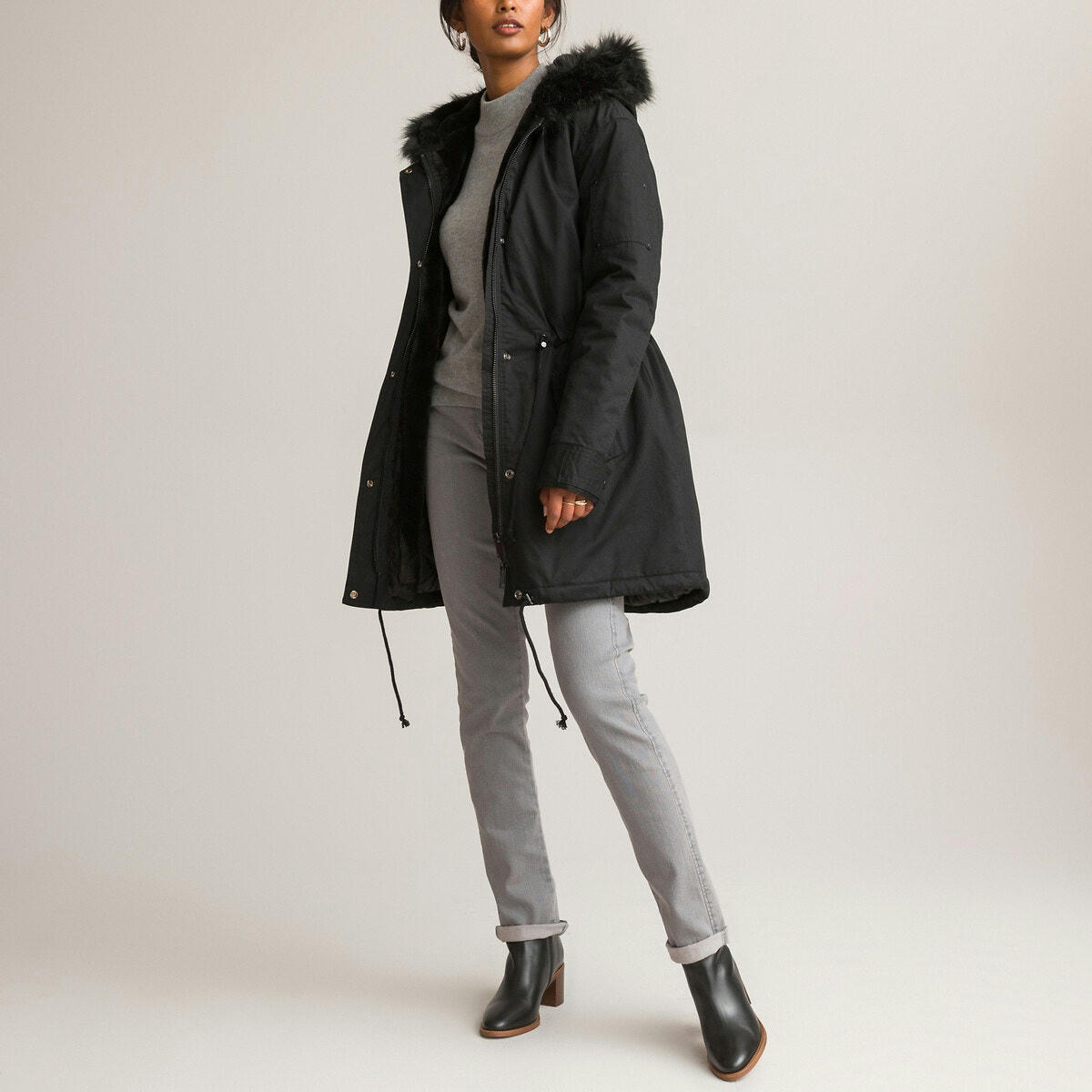 Parka mi-longue capuche fixe, plein hiver