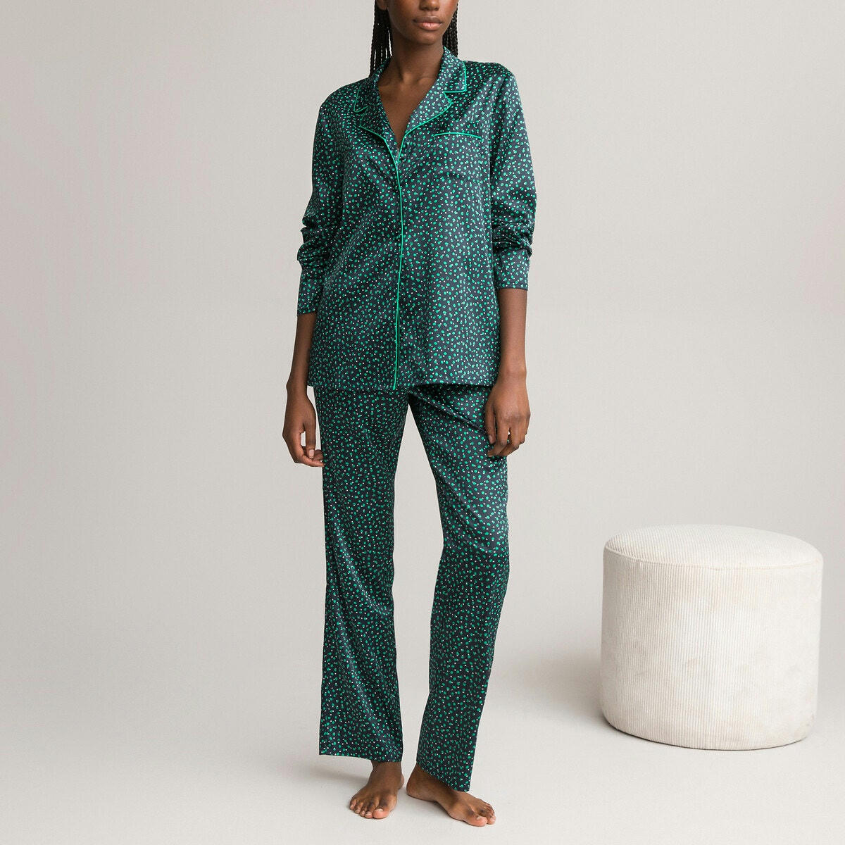Pyjama en satin imprimé pois