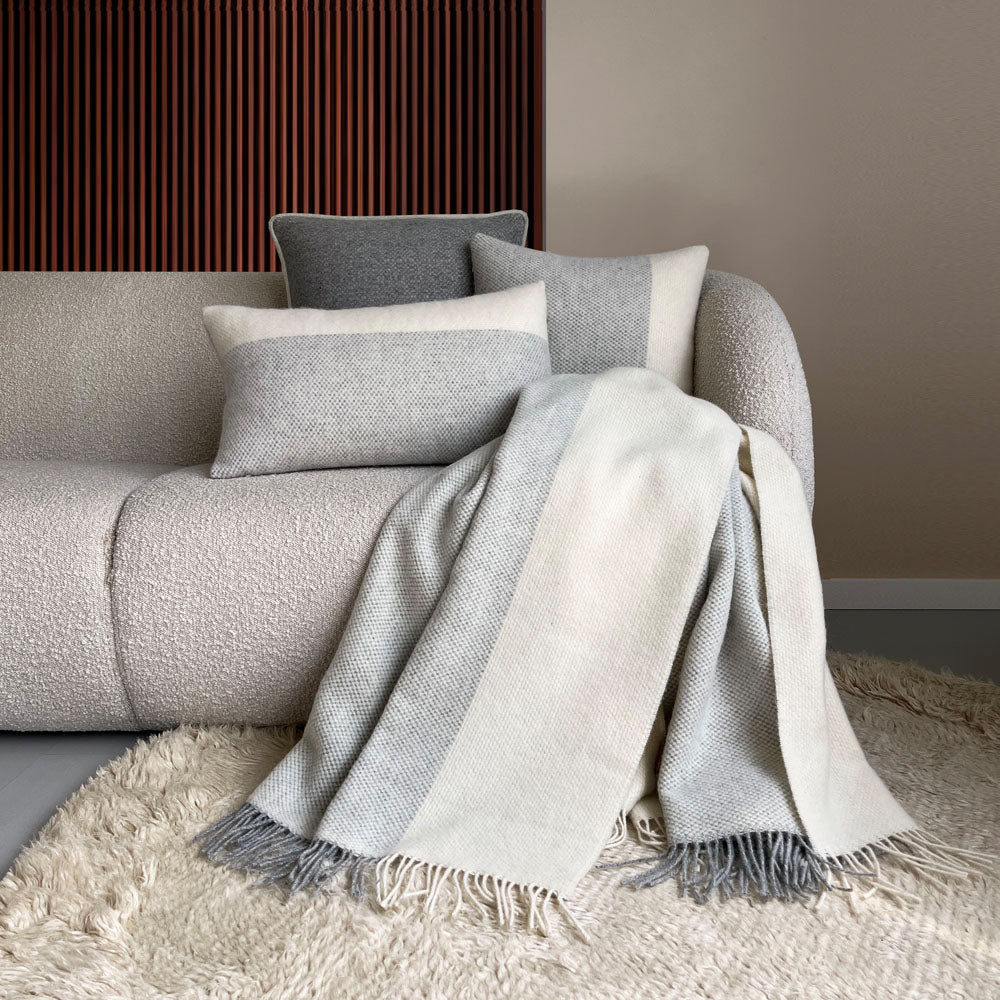 Malagoon Easy Nature Wool Sierkussen 60 x 35 cm - Grijs