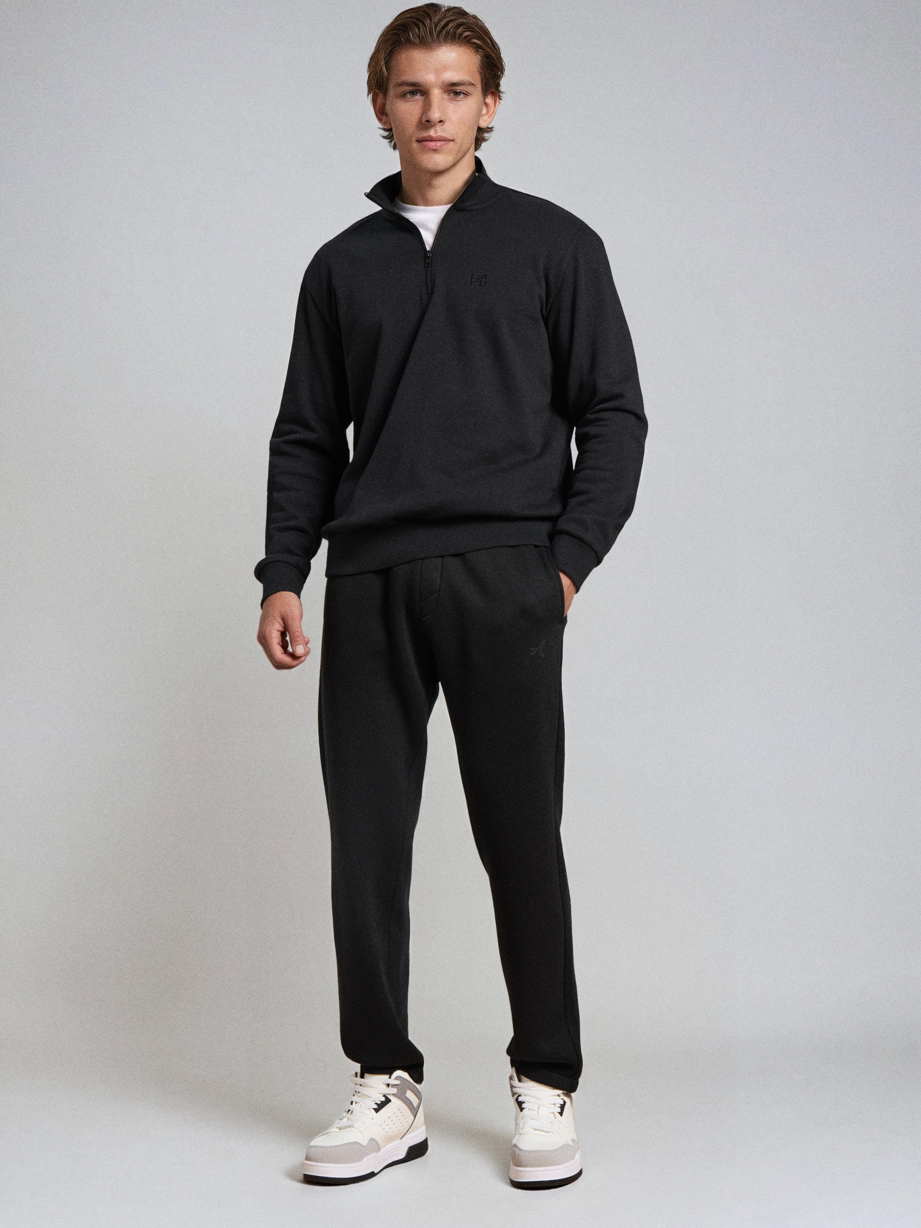 Spodnie straight fit