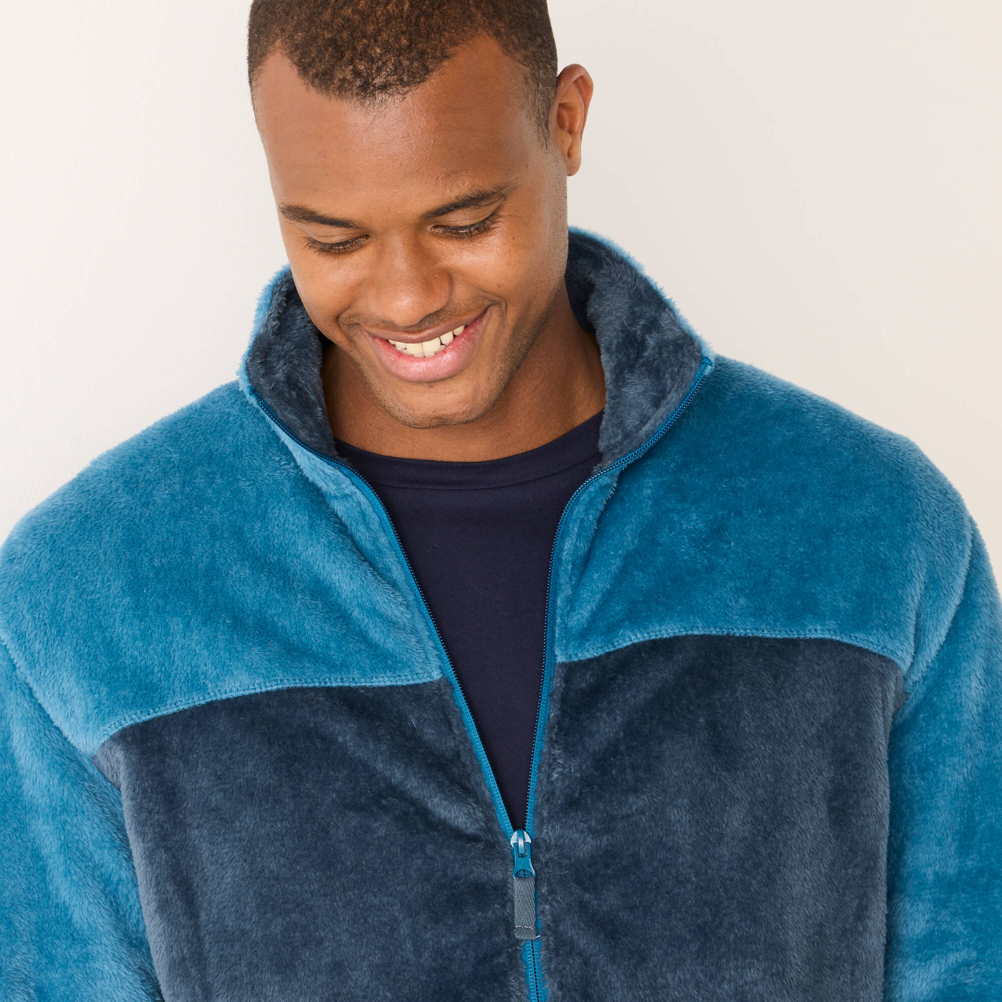 Veste polaire zippée bicolore toucher peluche