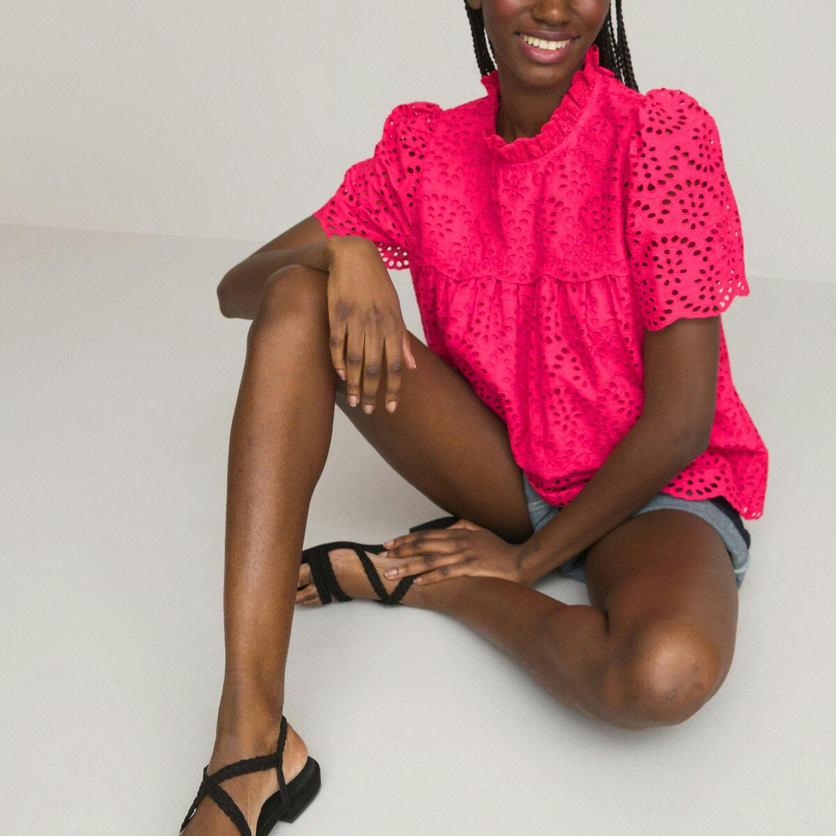 Blouse manches courtes broderie anglaise