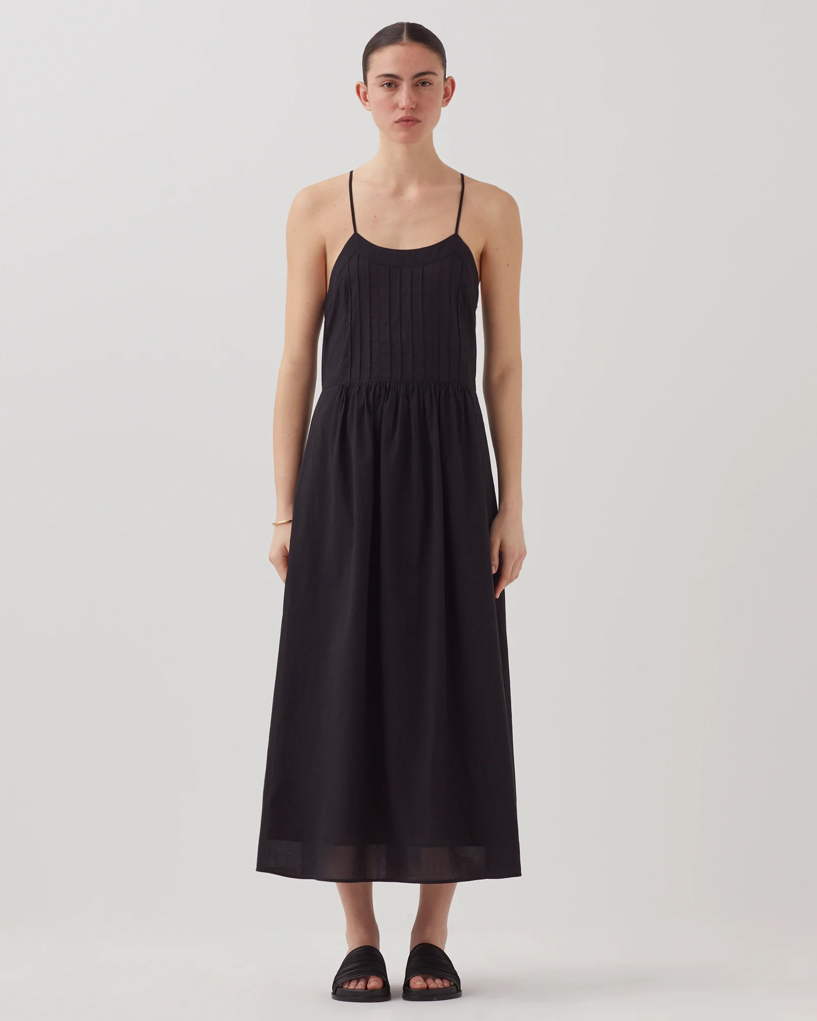 Robe longue à bretelles en voile de coton